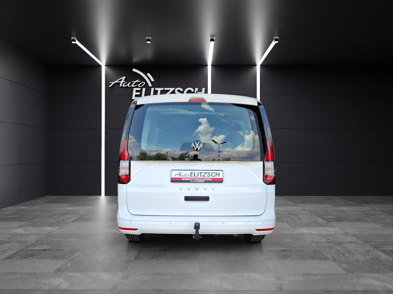 Fahrzeugabbildung Volkswagen Caddy KastenTDI Maxi Klima AHK DAB PDC SH