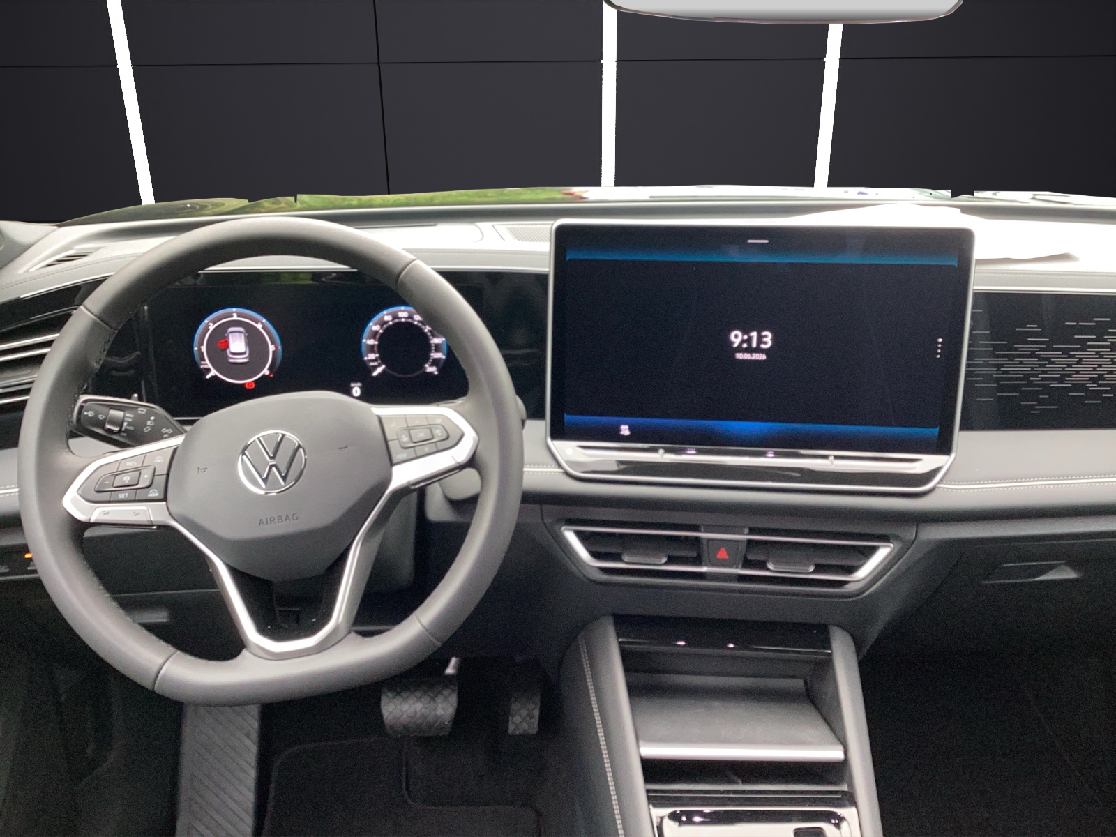 Fahrzeugabbildung Volkswagen Tiguan TDI Elegance AHZV IQ-LED NAVI HuD Standh.