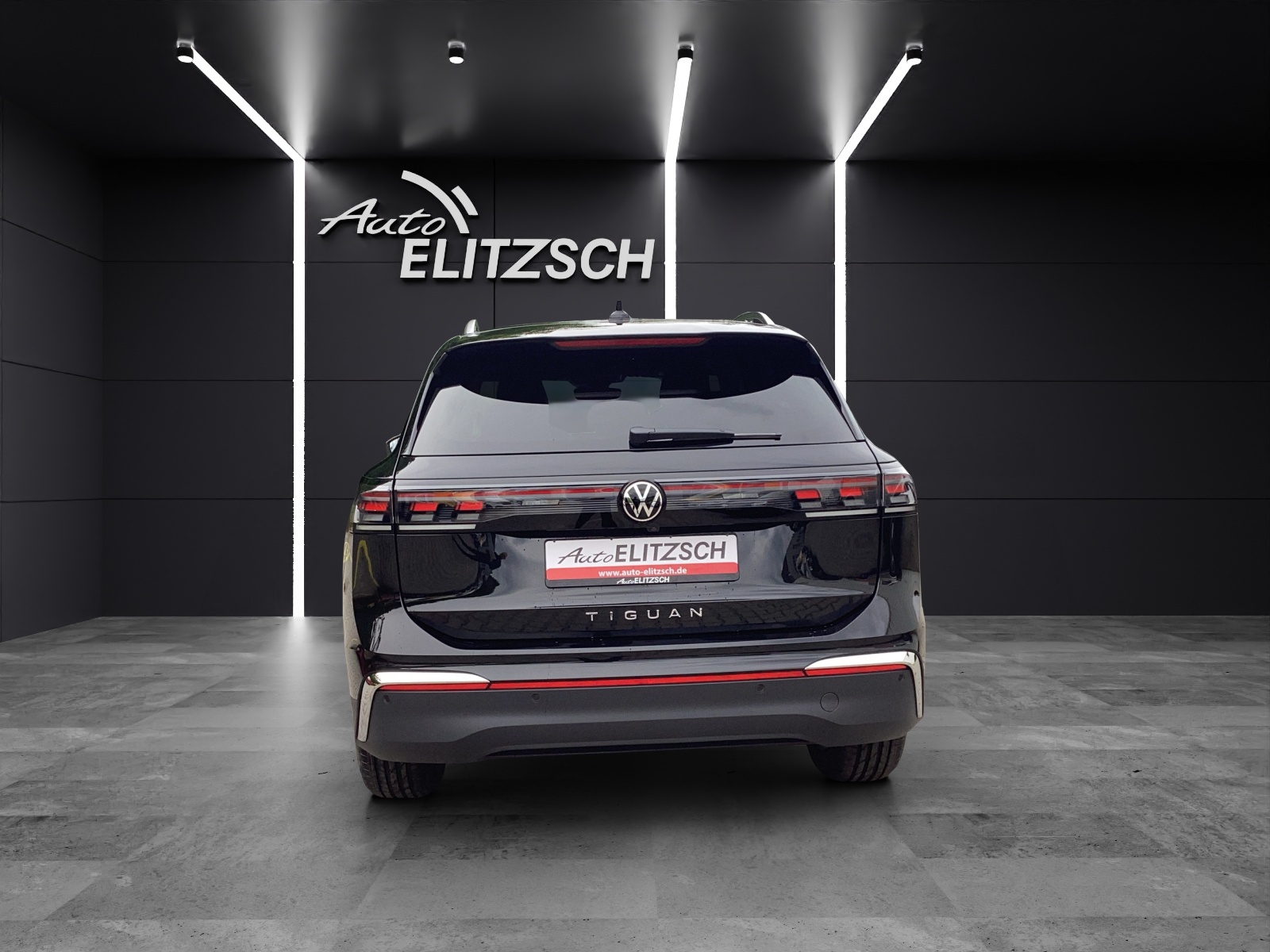 Fahrzeugabbildung Volkswagen Tiguan TDI Elegance AHZV IQ-LED NAVI HuD Standh.