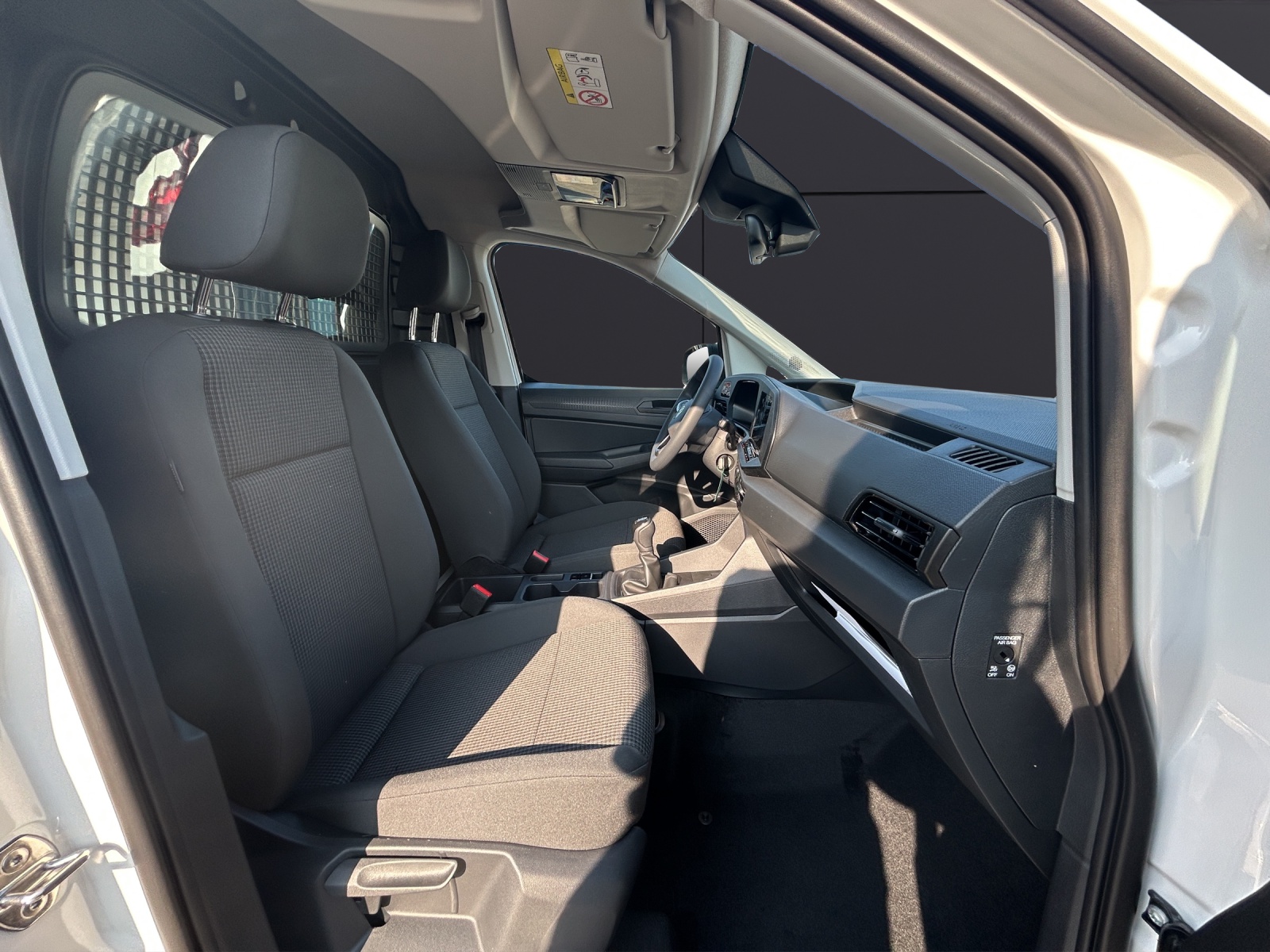 Fahrzeugabbildung Volkswagen Caddy Cargo TDI 4 Motion 90kW, AHK, GRA, SITZH, PDK