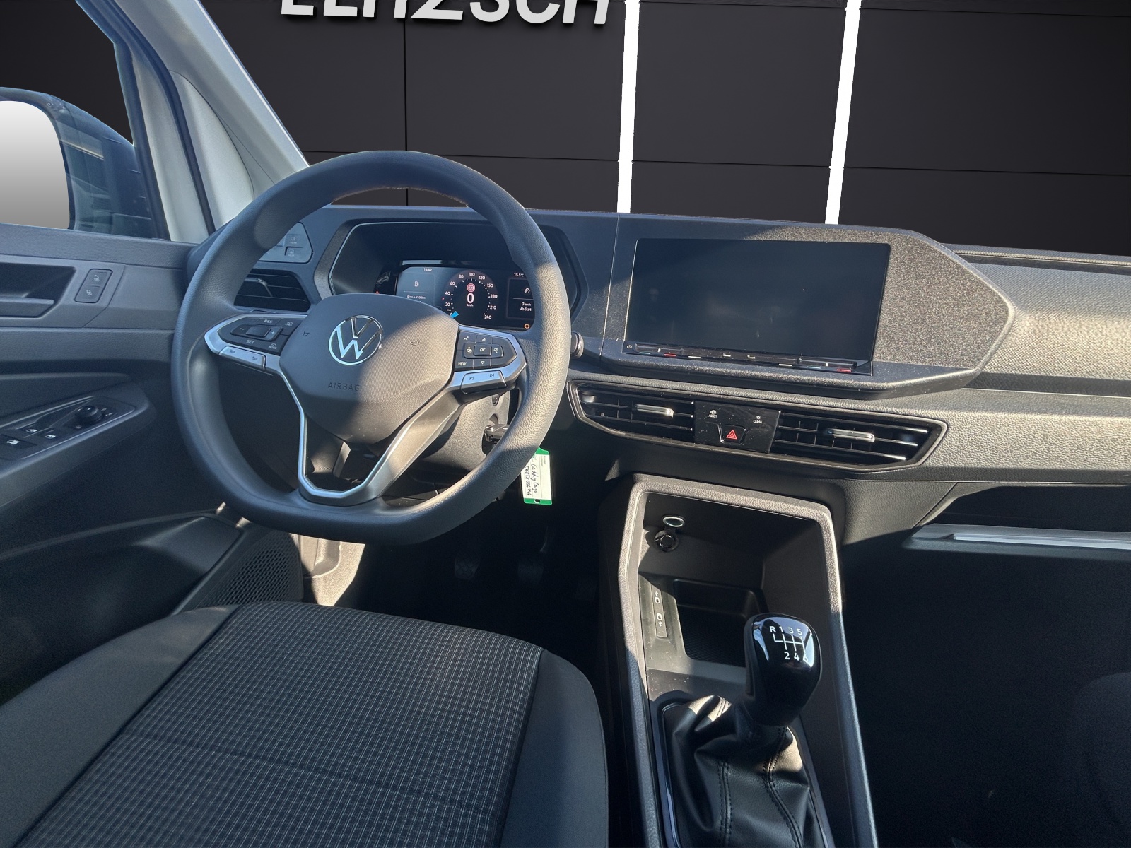 Fahrzeugabbildung Volkswagen Caddy Cargo TDI 4 Motion 90kW, AHK, GRA, SITZH, PDK