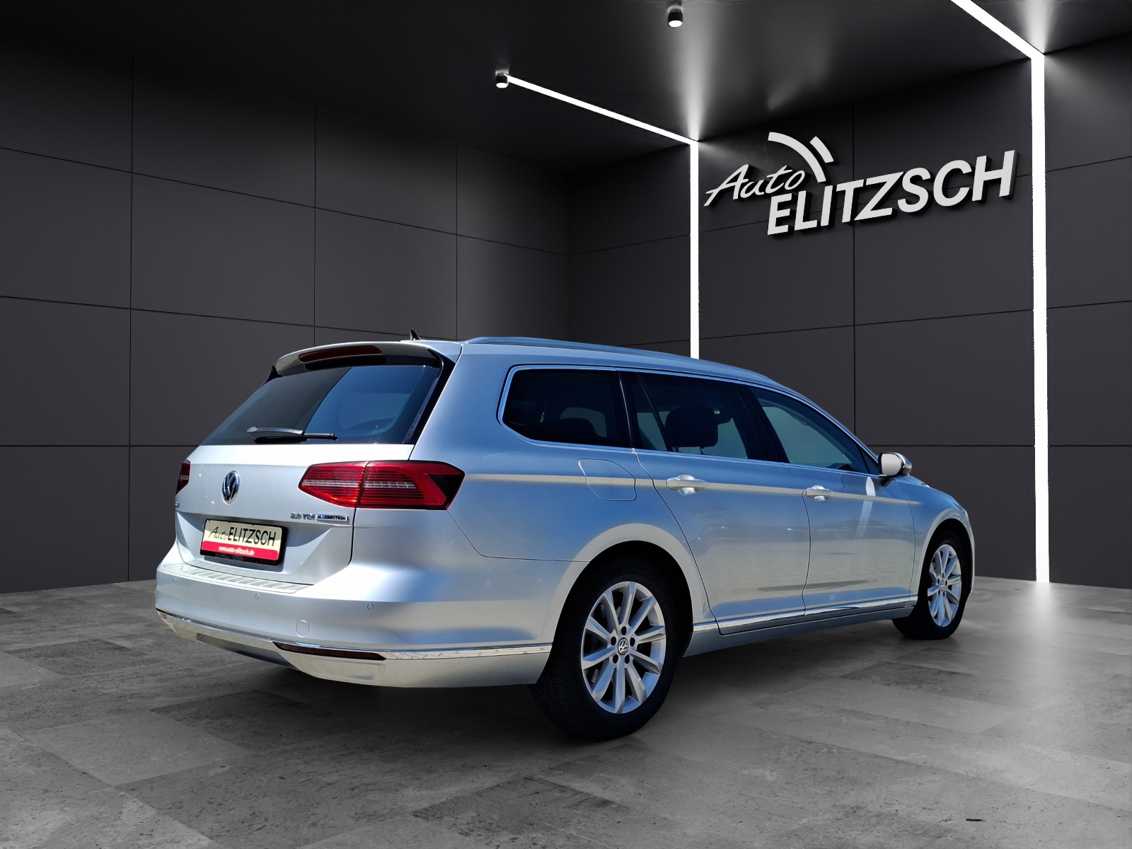 Fahrzeugabbildung Volkswagen Passat Variant TDI Highline LED Navi ACC PDC SH