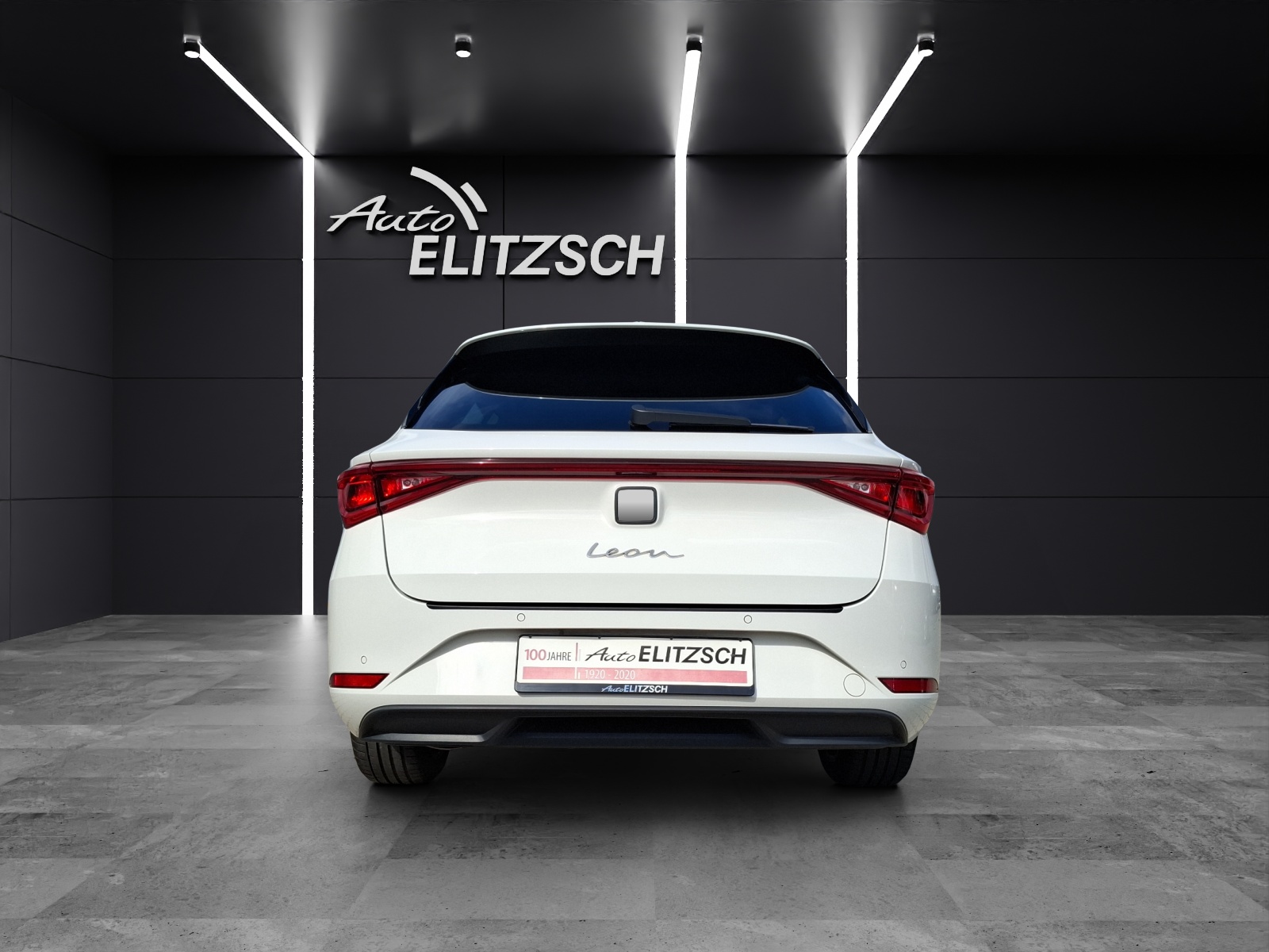 Fahrzeugabbildung SEAT Leon ST eTSI Xcellence DSG LED Navi GRA Park-Assist SH