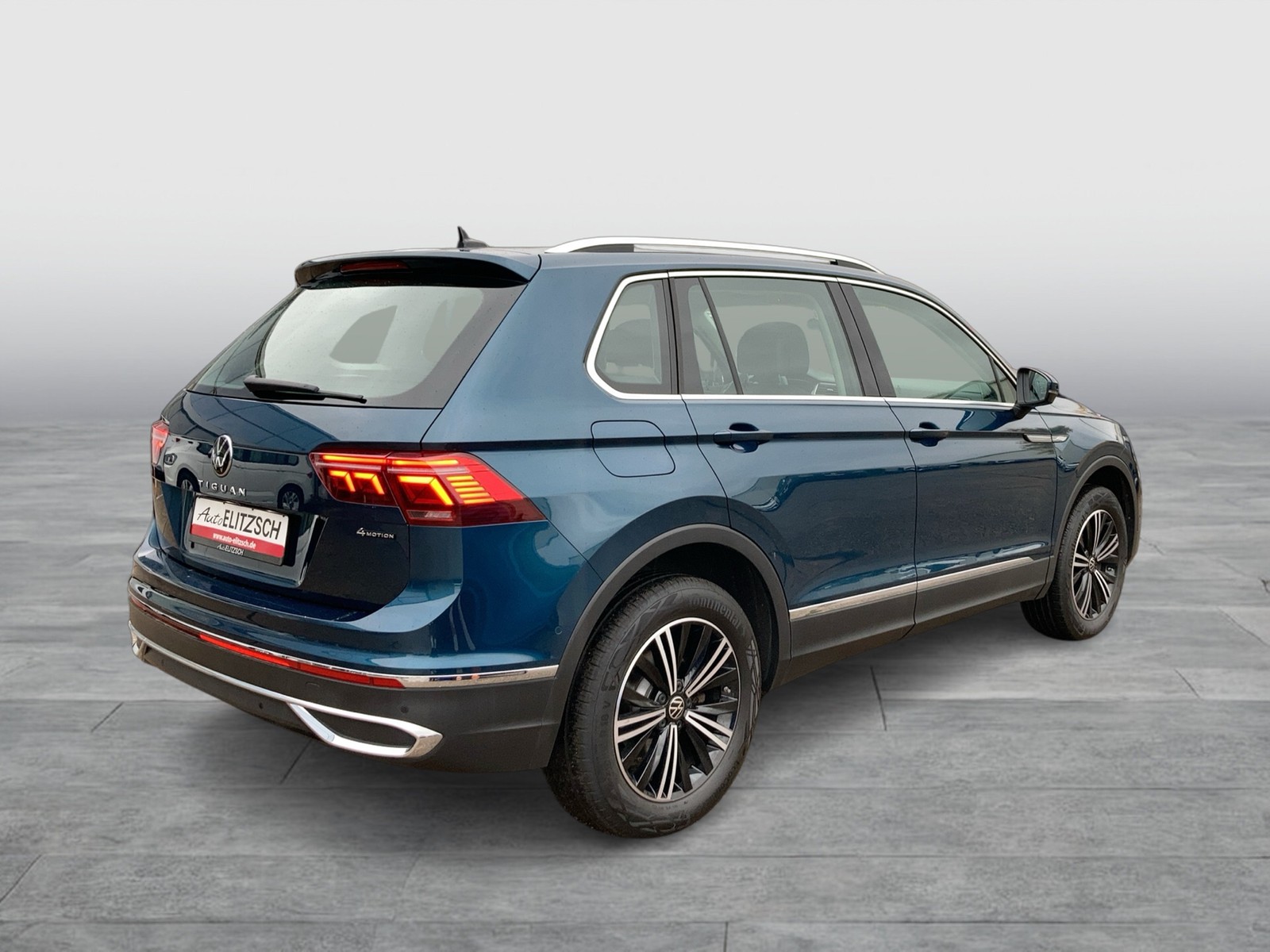 Fahrzeugabbildung Volkswagen Tiguan TDI Elegance 4M IQ.Light Navi ACC AHK SHZ