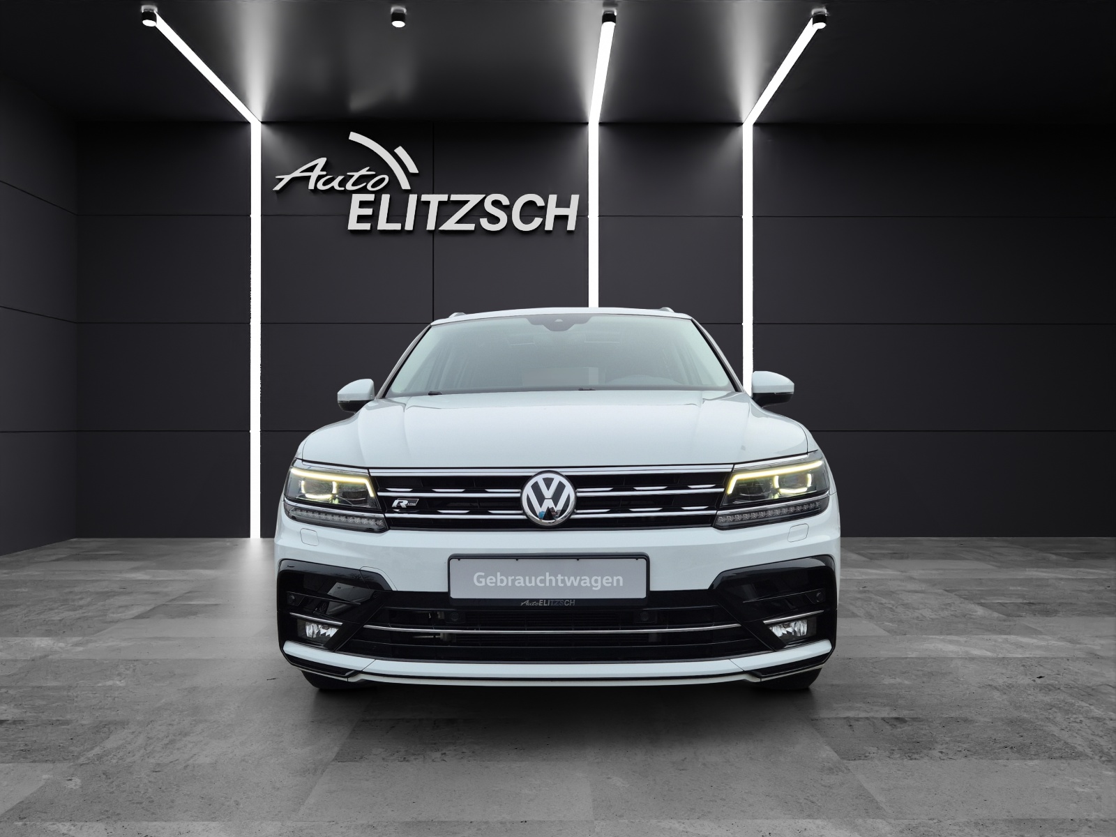 Fahrzeugabbildung Volkswagen Tiguan TDI Highline DSG 4M R-Line Standhzg. LED AHK Navi Pano AID ACC SH 19