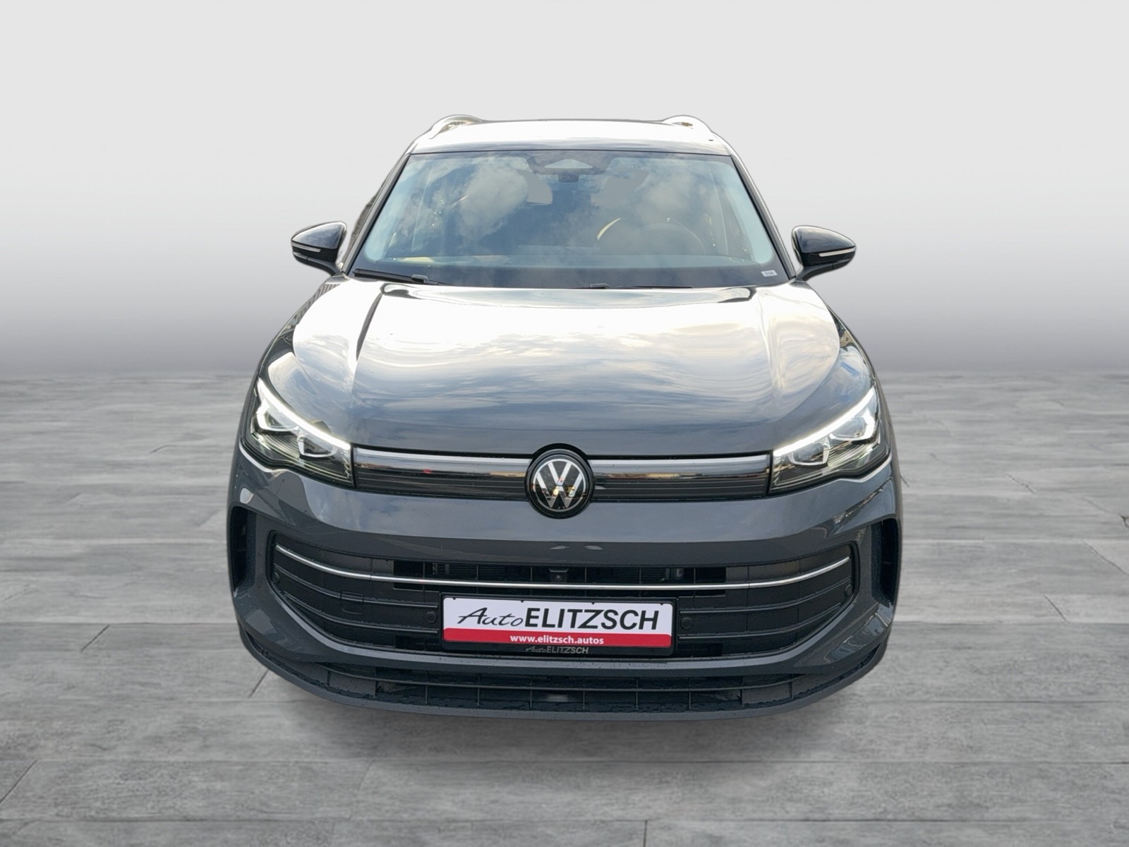 Fahrzeugabbildung Volkswagen Tiguan eTSI Life IQ-LED AHZV NAVI Kessy