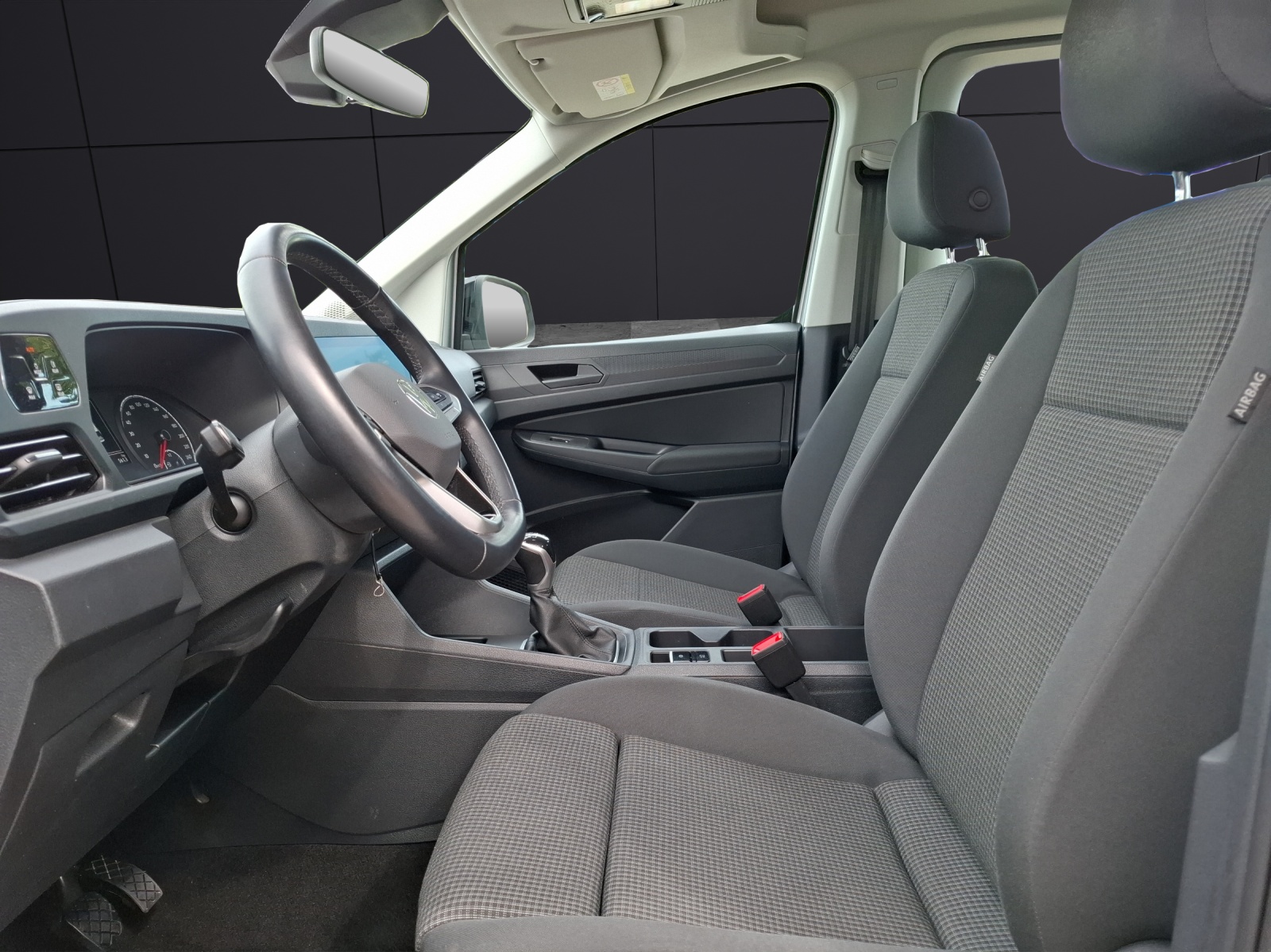 Fahrzeugabbildung Volkswagen Caddy Kombi TDI Basis Navi Klima DAB ACC PDC SH