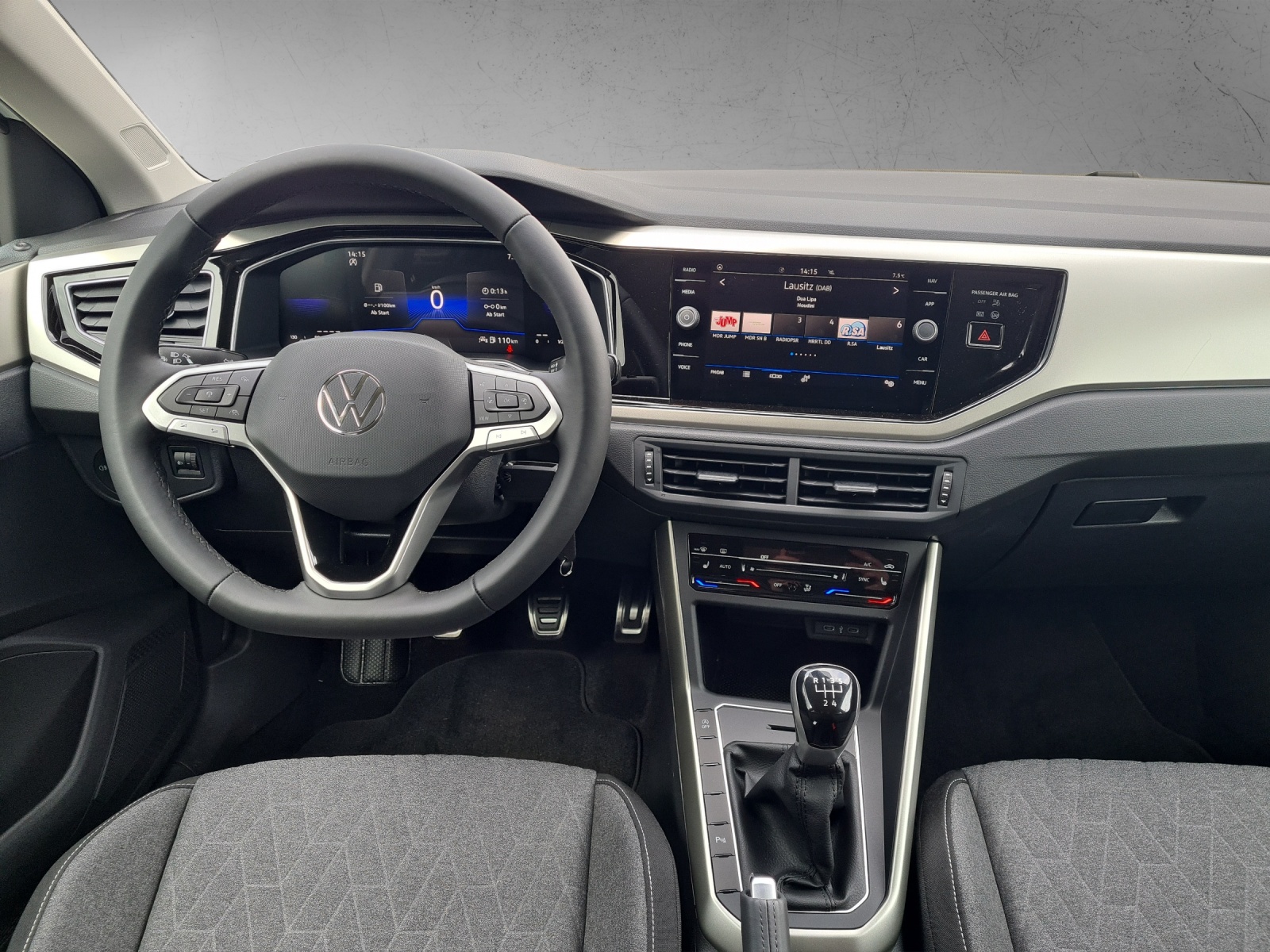 Fahrzeugabbildung Volkswagen Polo Move LED AppCon ACC PDC Lane-Assist SHZ