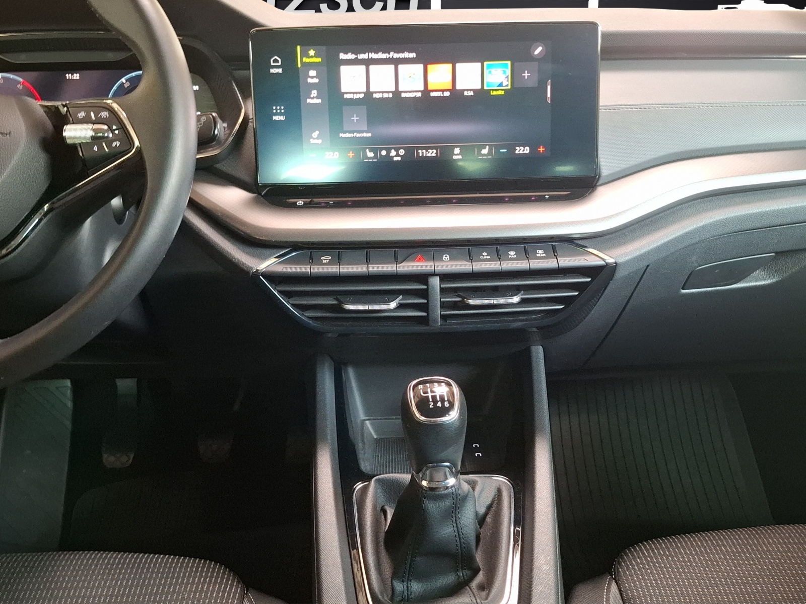 Fahrzeugabbildung SKODA Octavia Combi TDI Ambition LED Navi ACC PDC SH