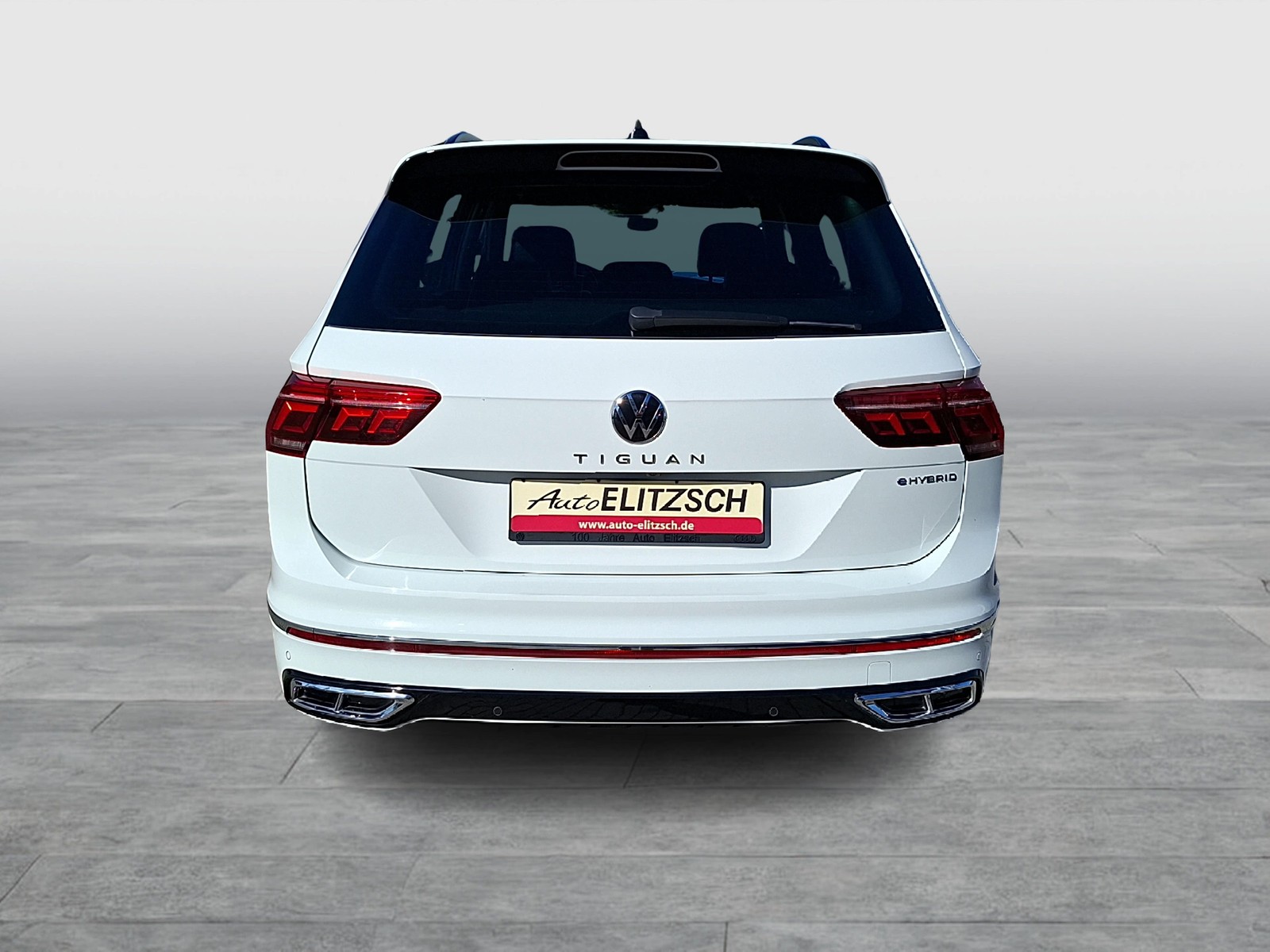 Fahrzeugabbildung Volkswagen Tiguan eHybrid R-Line DSG Matrix Navi AID HUD ACC RFK SH 19