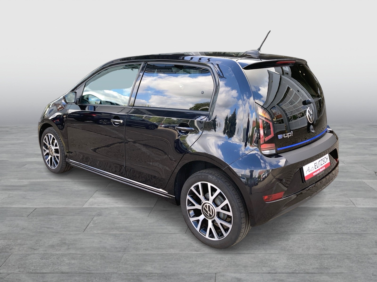 Fahrzeugabbildung Volkswagen e-up! Style Plus RFK PDC SH
