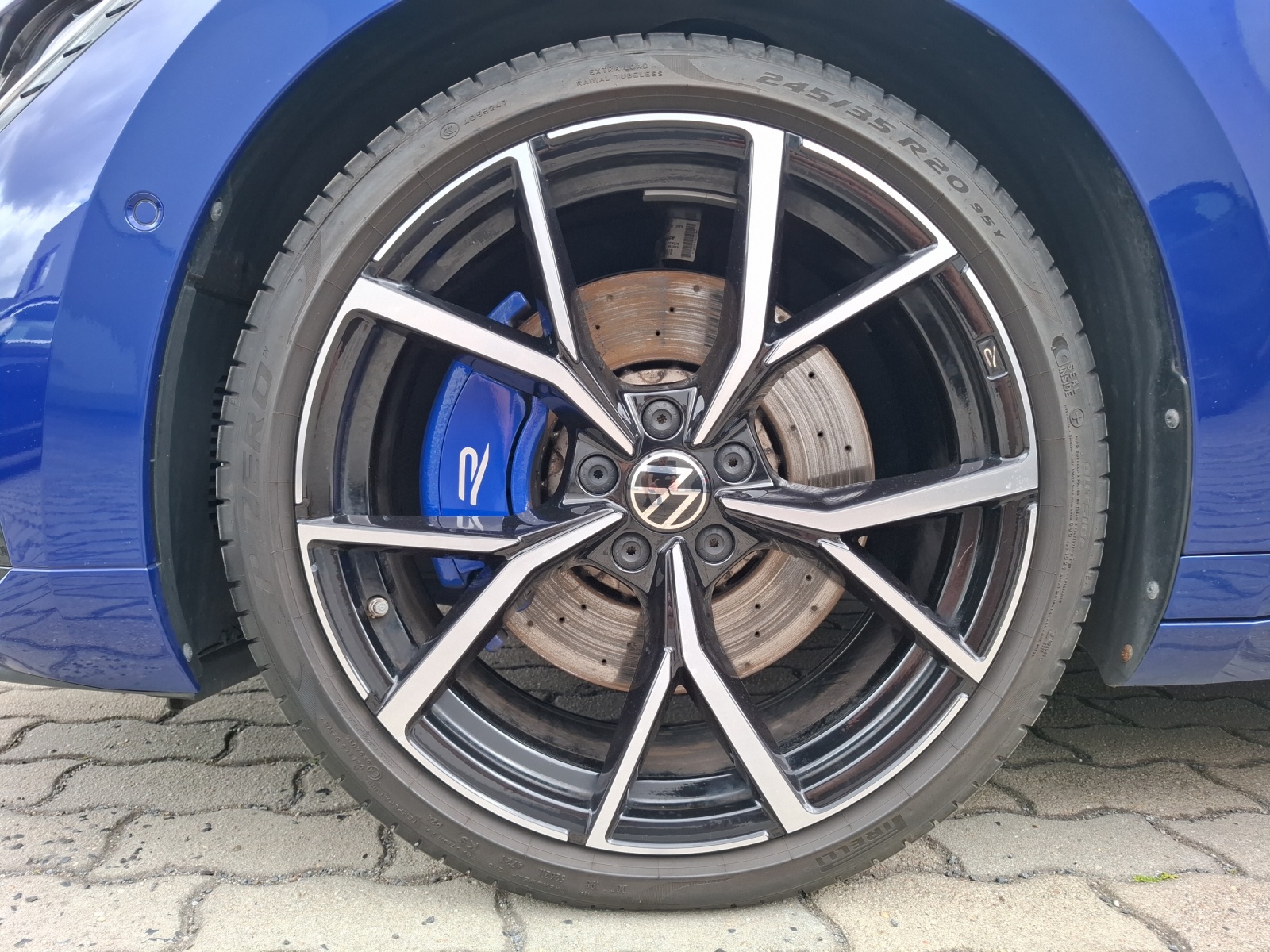 Fahrzeugabbildung Volkswagen Arteon SB R DSG 4M Matrix AID ACC RFK Harman 20