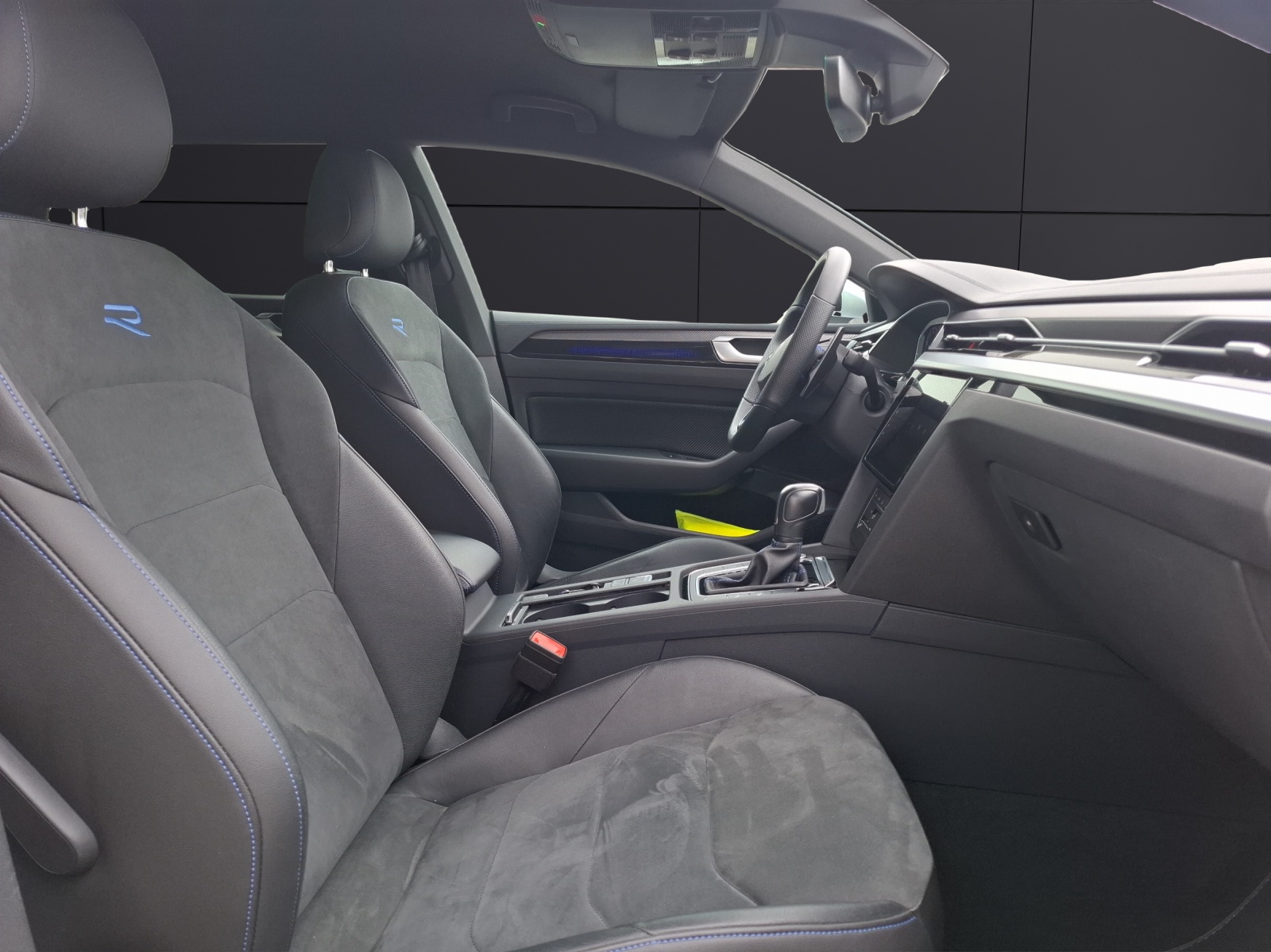 Fahrzeugabbildung Volkswagen Arteon SB R DSG 4M Matrix AID ACC RFK Harman 20