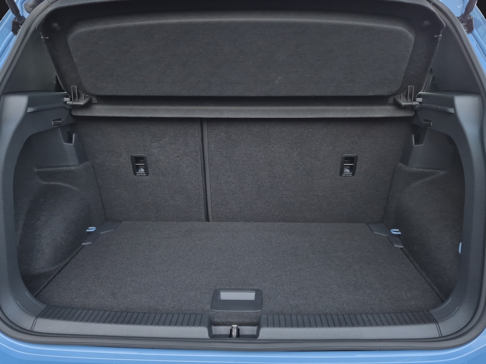 Fahrzeugabbildung Volkswagen T-Cross TSI Goal DSG LED Navi AID ACC Park-Assist SH LM