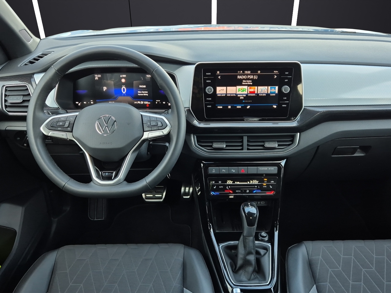 Fahrzeugabbildung Volkswagen T-Cross TSI Goal DSG LED Navi AID ACC Park-Assist SH LM