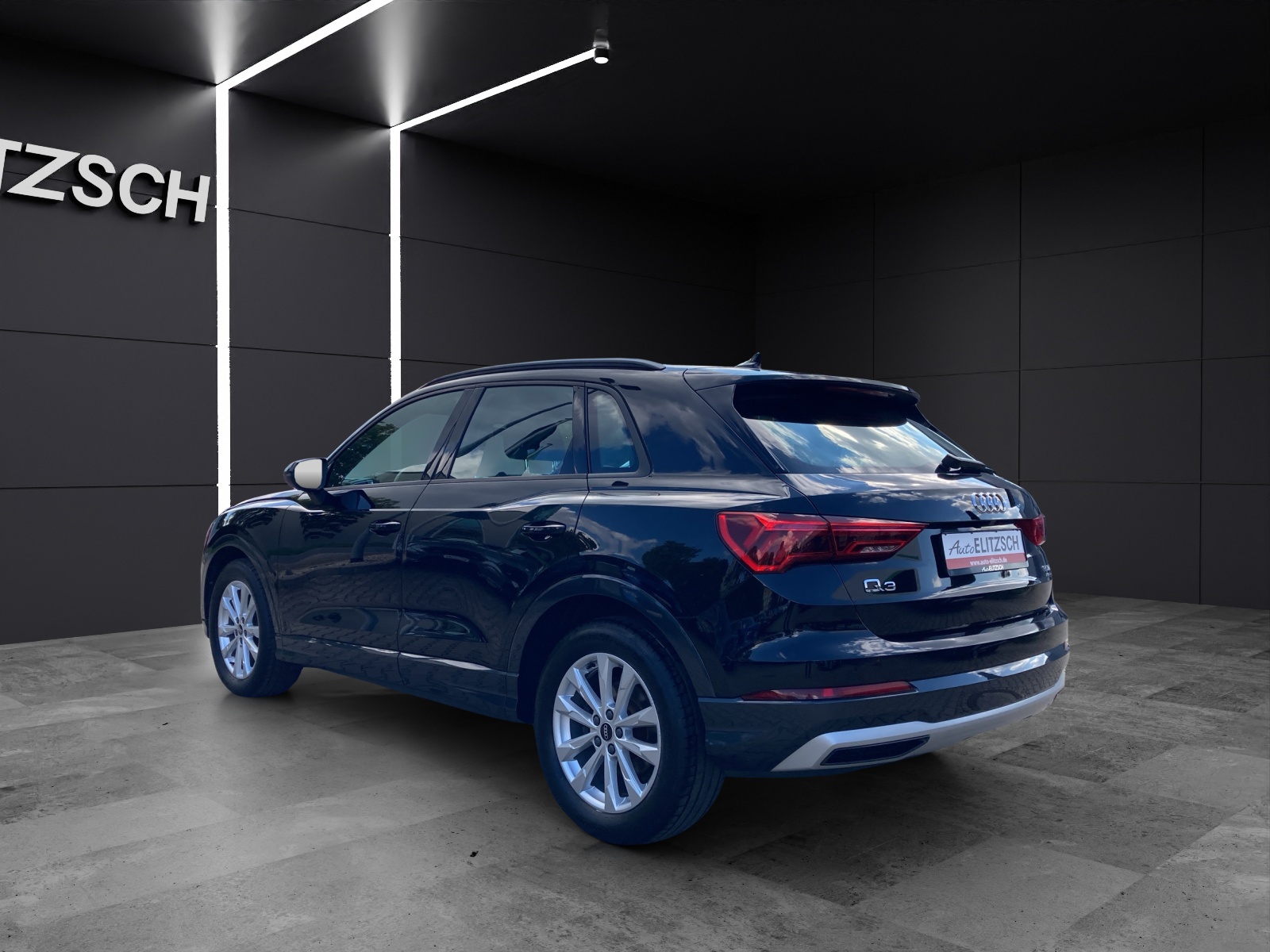 Fahrzeugabbildung Audi Q3 35 TDI advanced quattro S-tronic LED AHK Navi AVC RFK SH 18