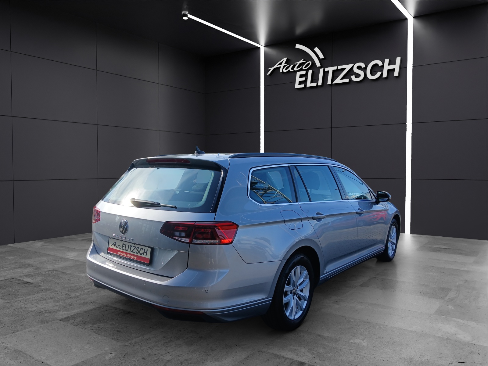 Fahrzeugabbildung Volkswagen Passat Variant TDI Business DSG LED Navi ACC RFK SH LM