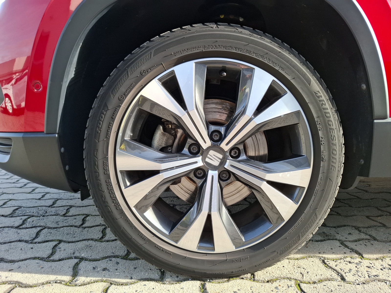 Fahrzeugabbildung SEAT Ateca TDI Xperience DSG LED AHK Navi ACC RFK beats SH