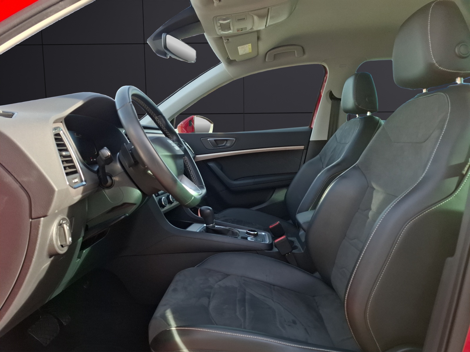 Fahrzeugabbildung SEAT Ateca TDI Xperience DSG LED AHK Navi ACC RFK beats SH