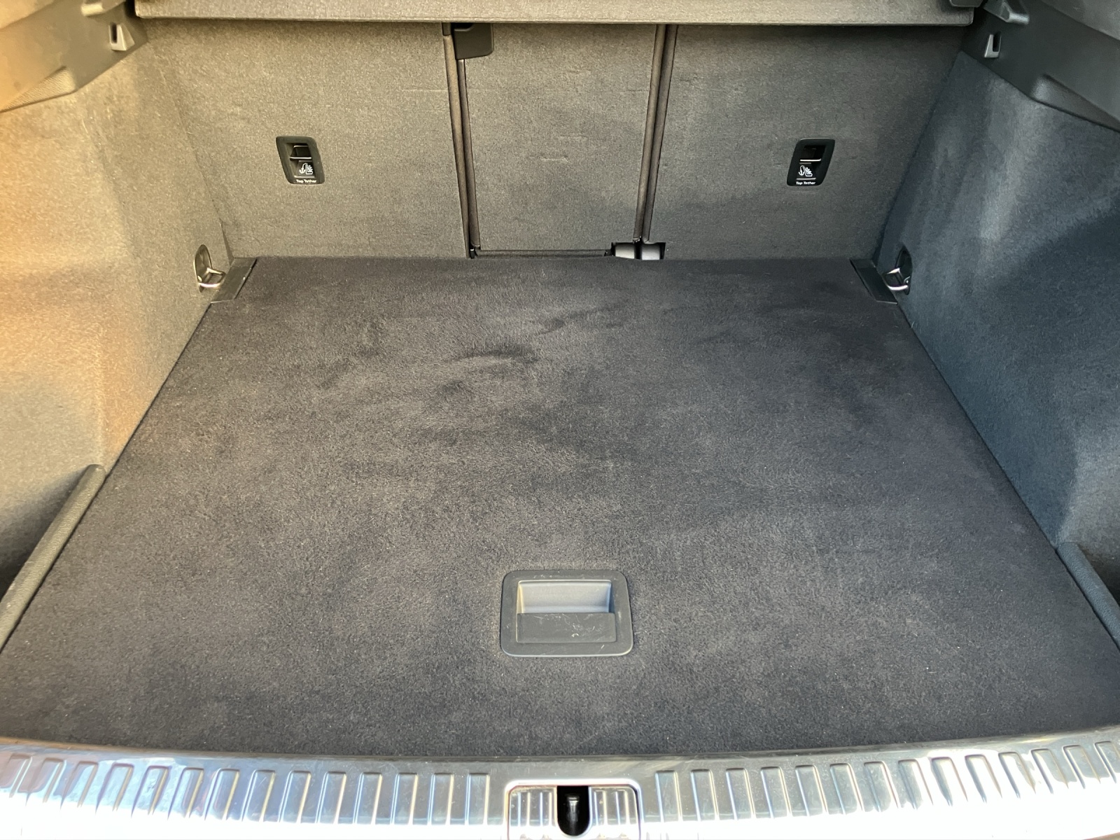 Fahrzeugabbildung Audi RS Q3 Sportback 2.5 TFSI quattro HD-Matrix AHK Virtual Sportabgas 21