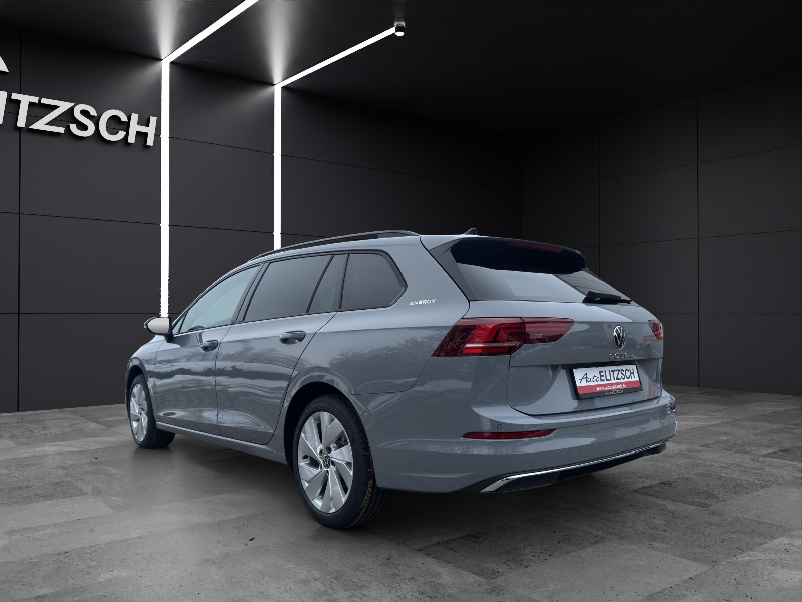 Fahrzeugabbildung Volkswagen Golf VIII Variant Energy TDI DSG LED ACC AHK SH RearView Ambiente Navi DAB+