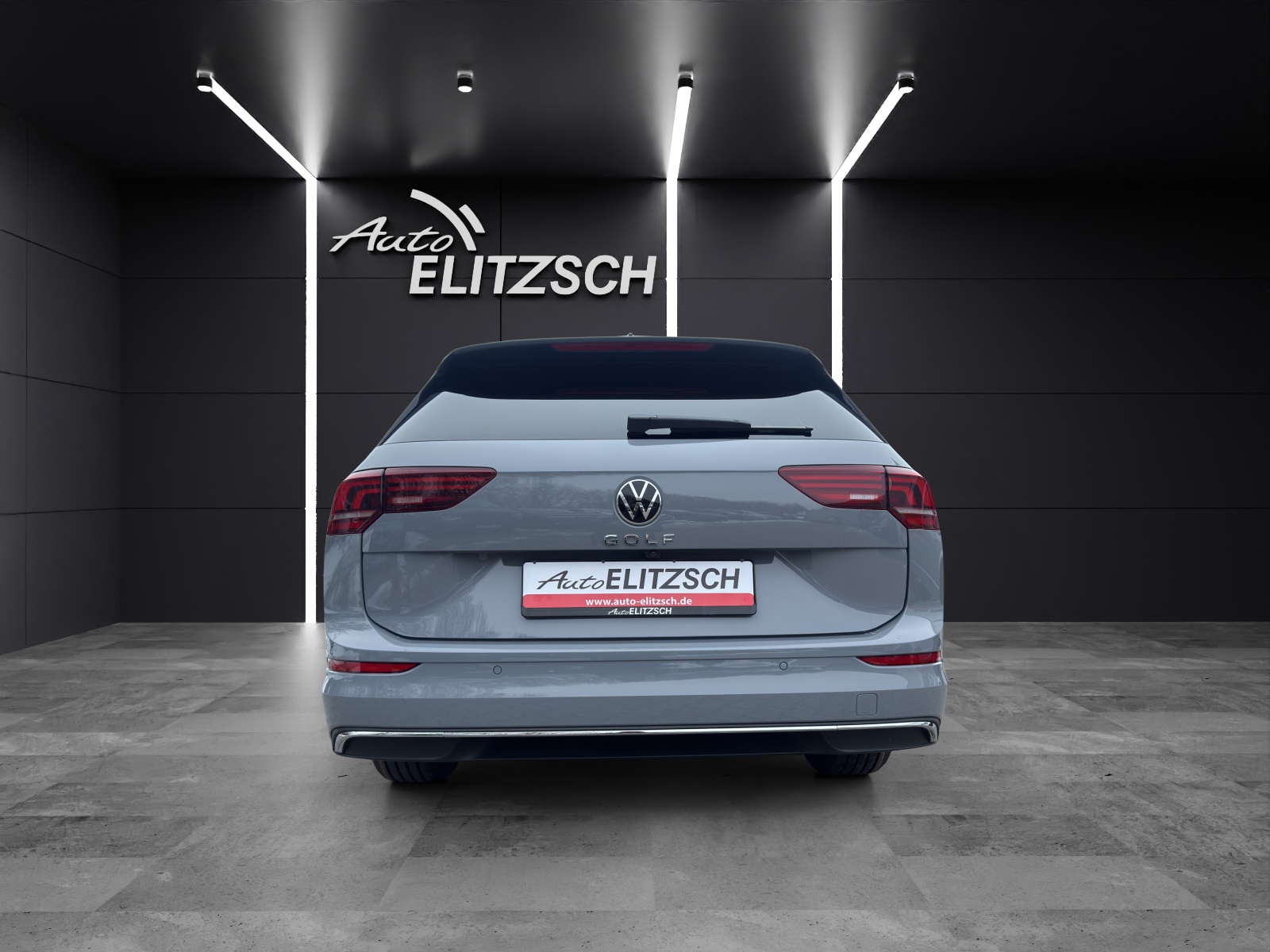 Fahrzeugabbildung Volkswagen Golf VIII Variant Energy TDI DSG LED ACC AHK SH RearView Ambiente Navi DAB+