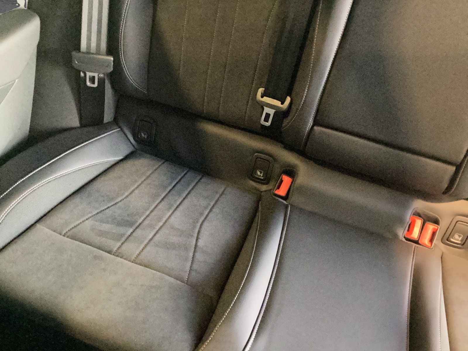 Fahrzeugabbildung Volkswagen T-Roc Style eTSI DSG ACC LED+ SH HuD 360° Massage AppConnect Navi