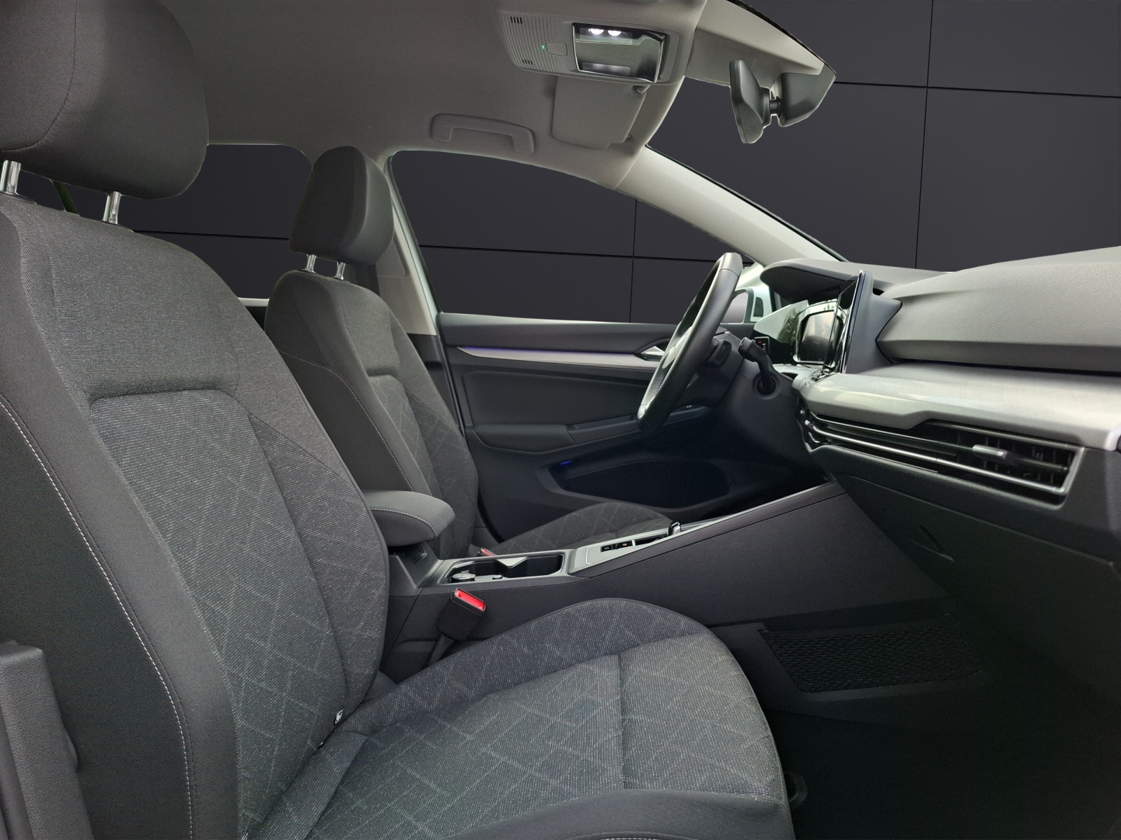 Fahrzeugabbildung Volkswagen Golf VIII eTSI DSG MatrixLED Kamera ACC