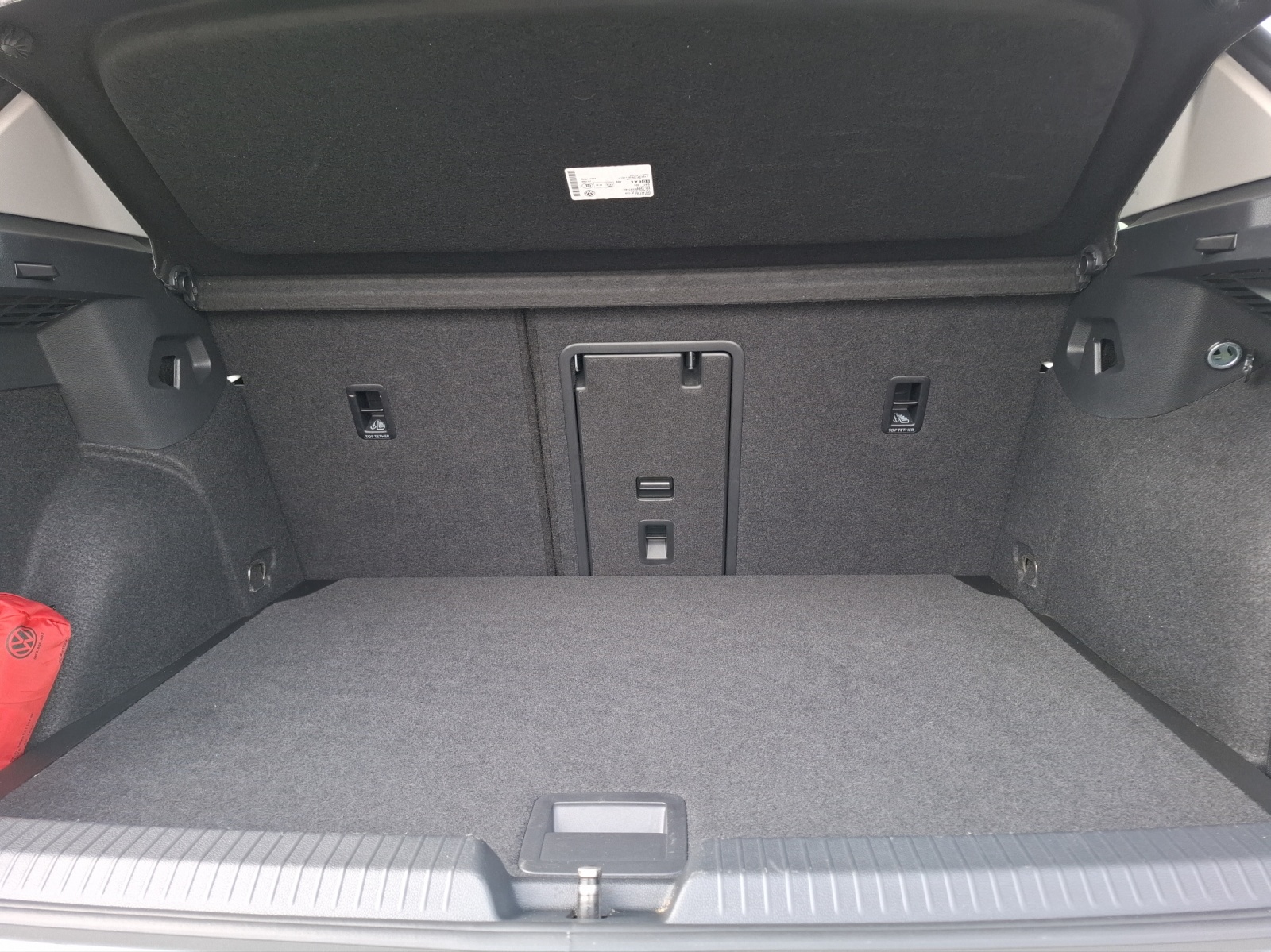 Fahrzeugabbildung Volkswagen Golf VIII eTSI DSG MatrixLED Kamera ACC