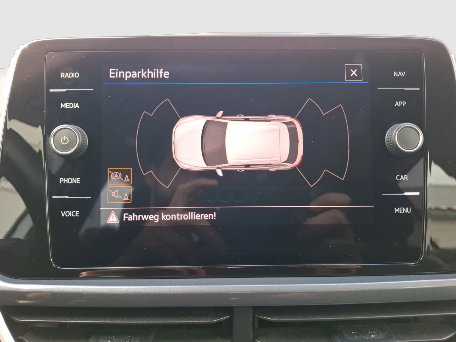 Fahrzeugabbildung Volkswagen T-Roc TSI Style LEDplus CarPlay AID ACC ParkAssist SH