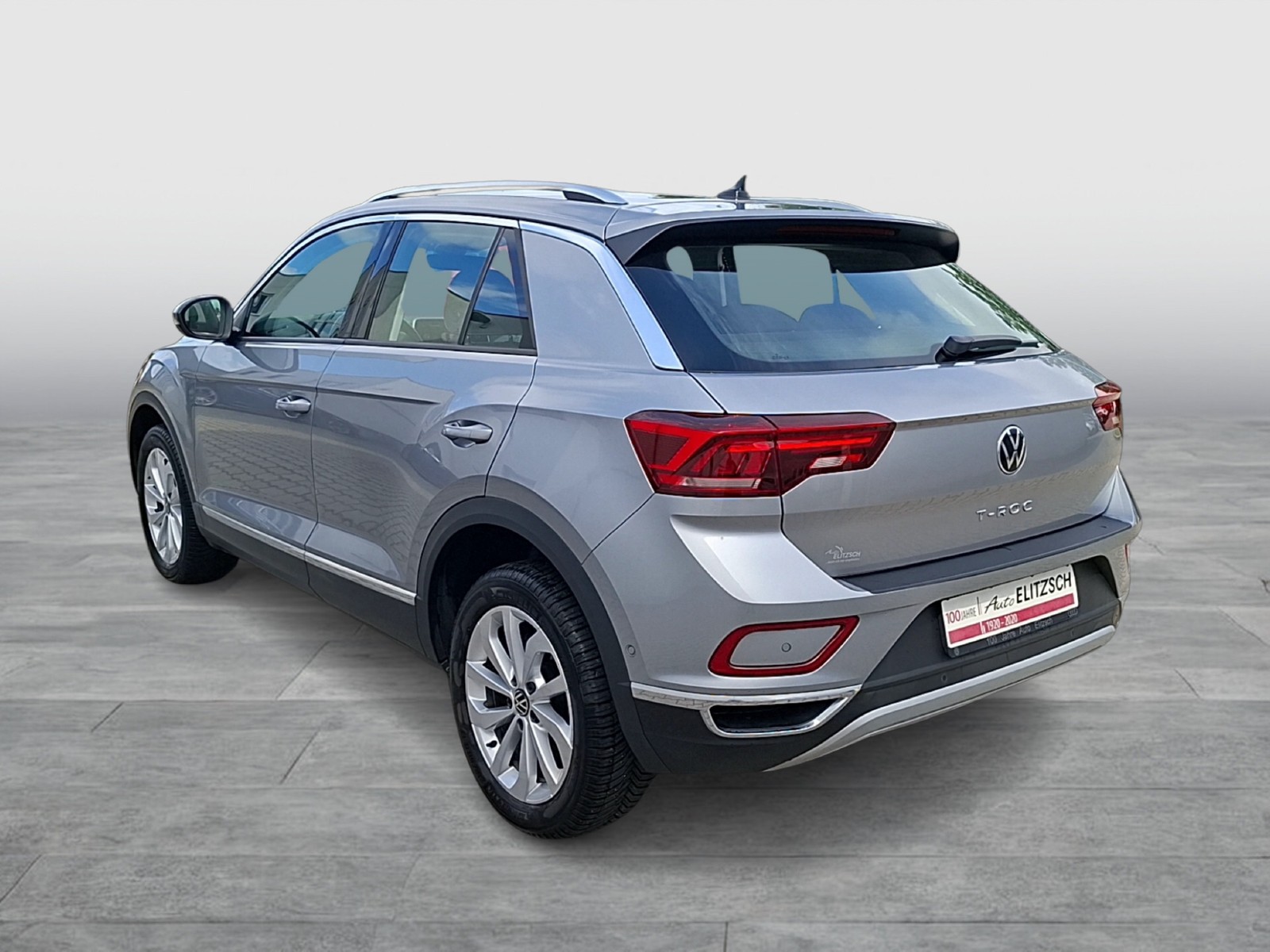 Fahrzeugabbildung Volkswagen T-Roc TSI Style LEDplus CarPlay AID ACC ParkAssist SH