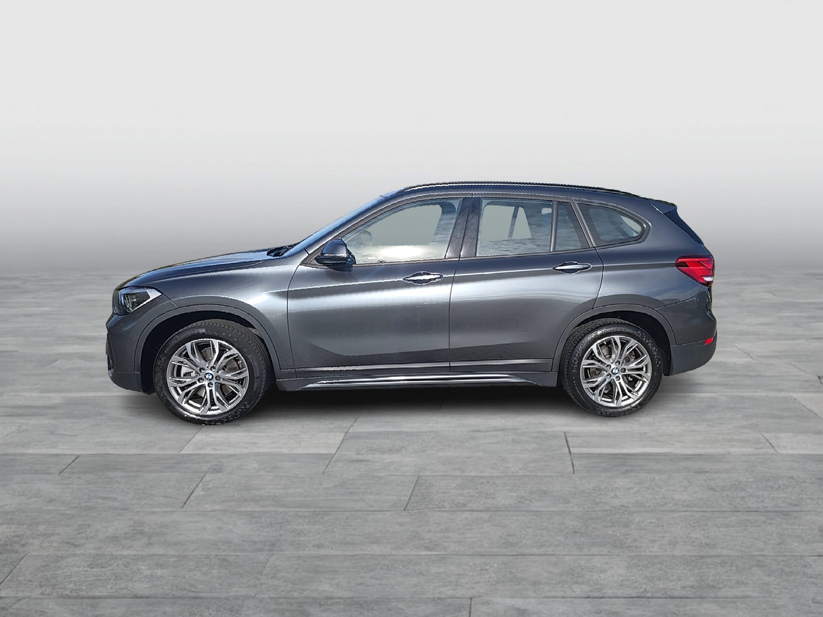 Fahrzeugabbildung BMW X1 xDrive 20 i Sport Line LED Navi SHZ GRA