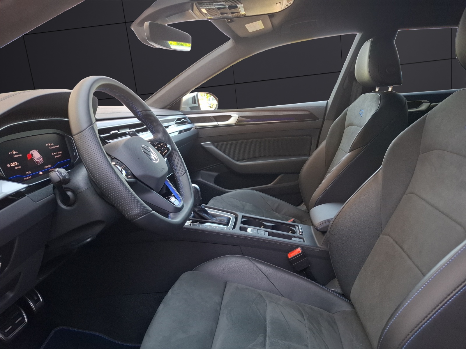 Fahrzeugabbildung Volkswagen Arteon SB R 4M DSG LED AHK Navi AID ACC RFK 20