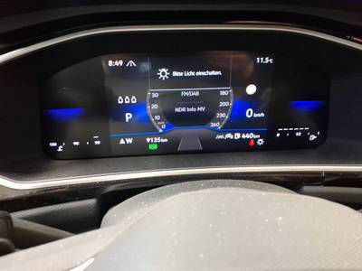 Fahrzeugabbildung Volkswagen T-Roc TSI R-Line DSG LEDplus AHK Navi AID ACC RFK SH