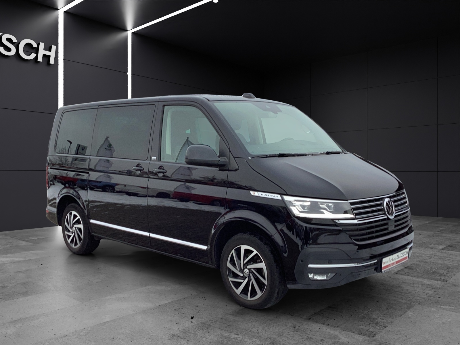 Fahrzeugabbildung Volkswagen T6.1 Multivan TDI Generation-Six DSG LED AHK Navi AID ACC Park-Assist SH