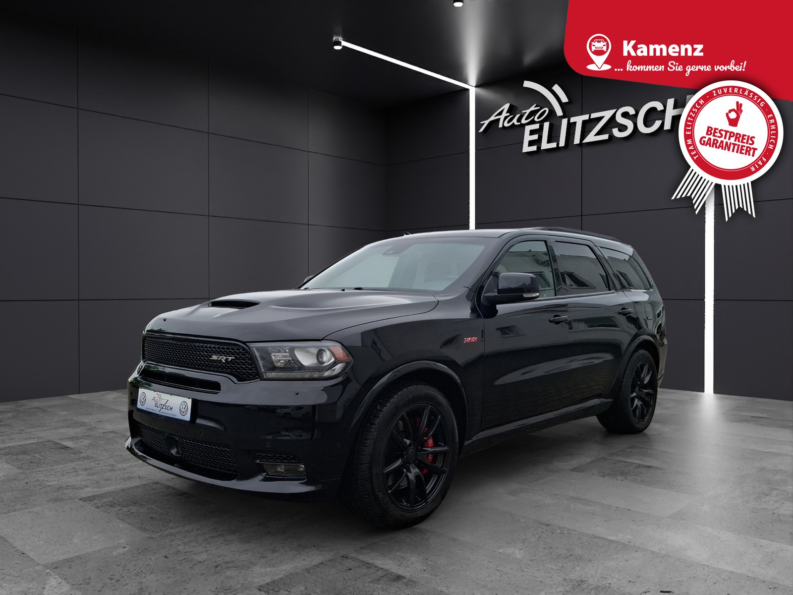 Fahrzeugabbildung Dodge Durango 6.4 SRT V8 Xenon Navi 4xSHZ AHK Pano 6-Sitzer Sternenhimmel