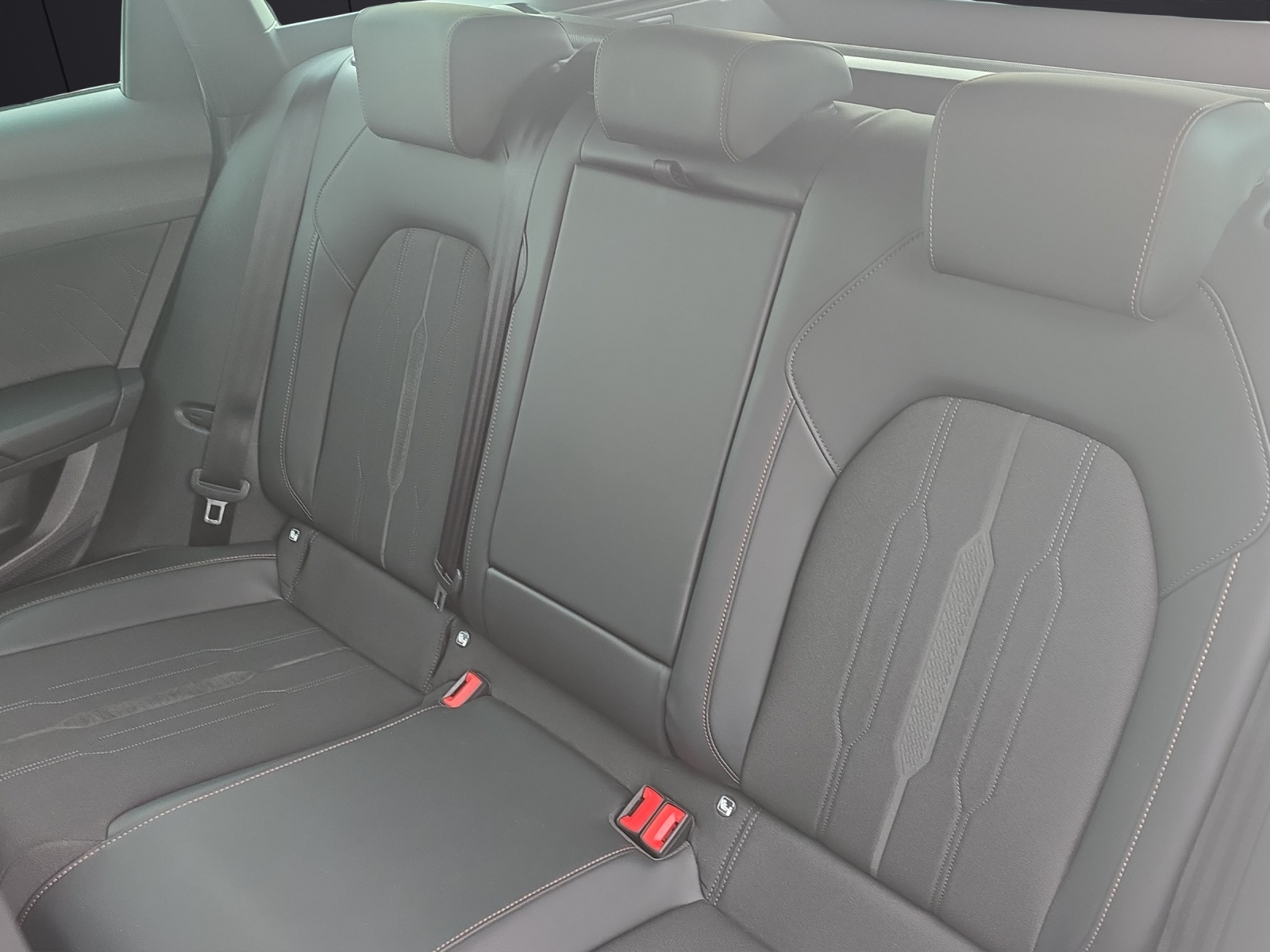 Fahrzeugabbildung CUPRA Leon Sportstourer VZ 2.0 TSI 4Drive DSG AHZ ACC NAVI