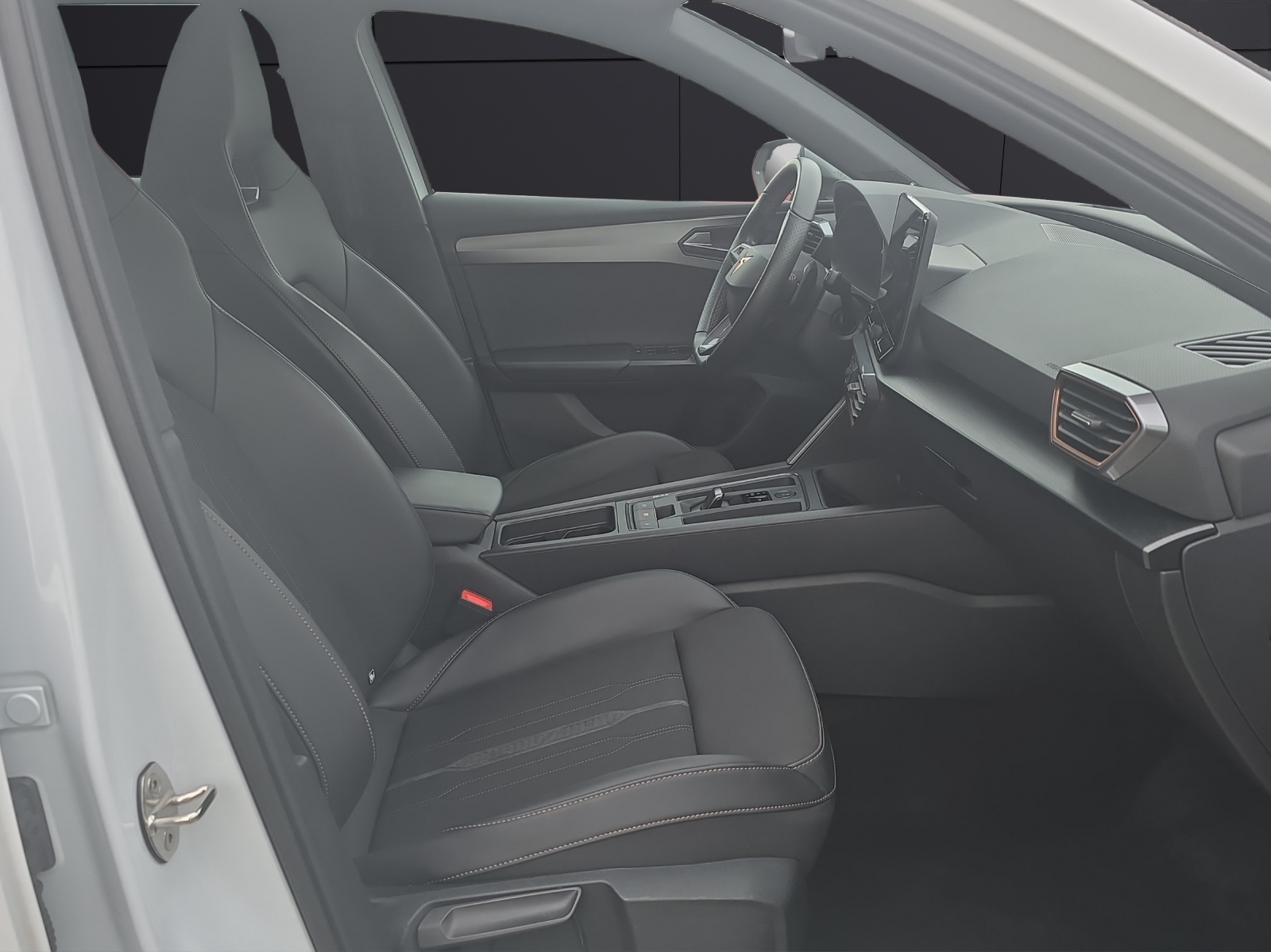 Fahrzeugabbildung CUPRA Leon Sportstourer VZ 2.0 TSI 4Drive DSG AHZ ACC NAVI