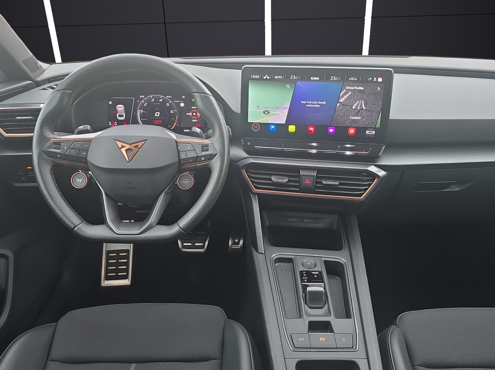 Fahrzeugabbildung CUPRA Leon Sportstourer VZ 2.0 TSI 4Drive DSG AHZ ACC NAVI