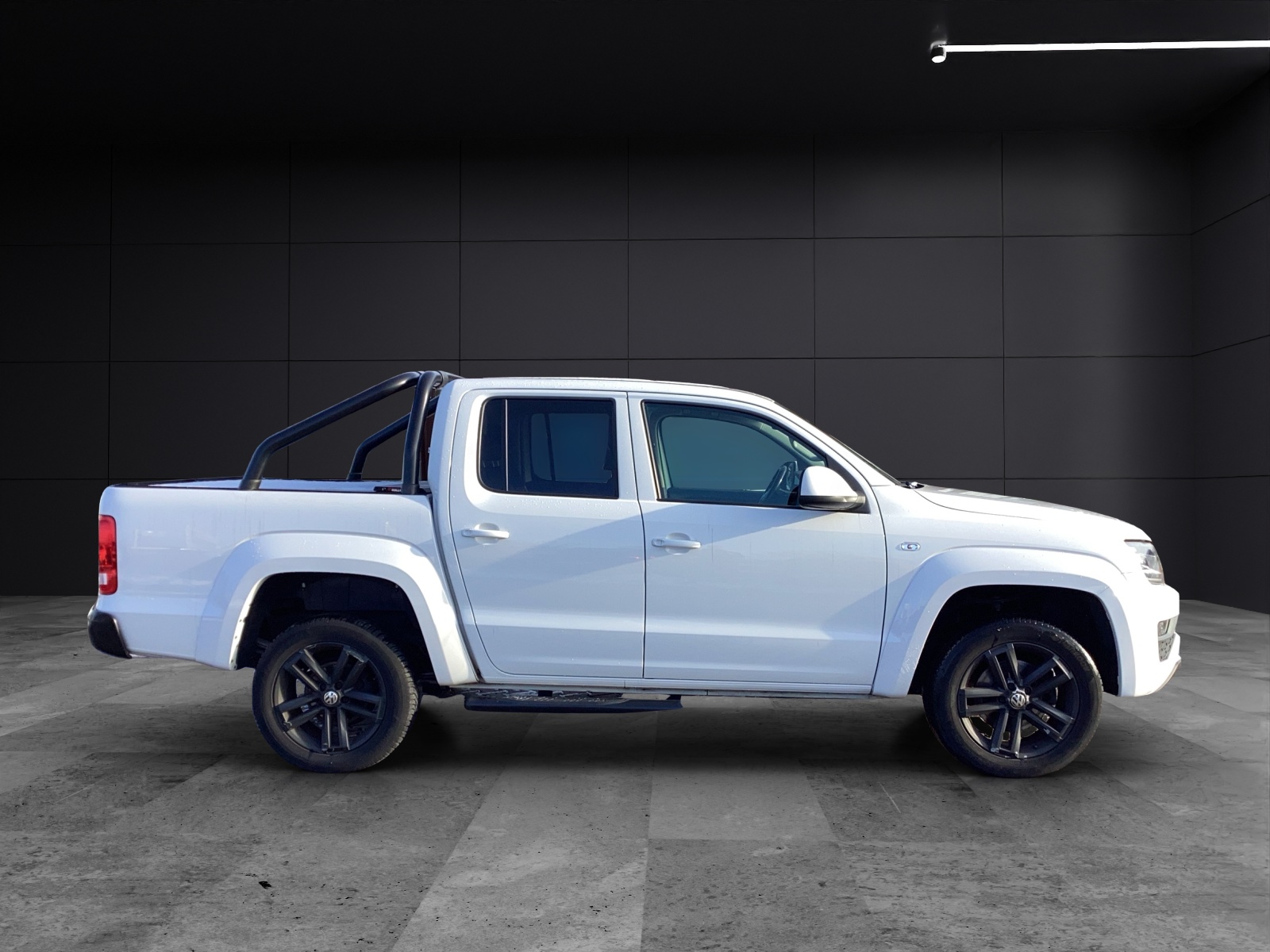 Fahrzeugabbildung Volkswagen Amarok TDI Comf. DC 4M Bi-Xenon AHK SH PDC AppConnect Navi Klima