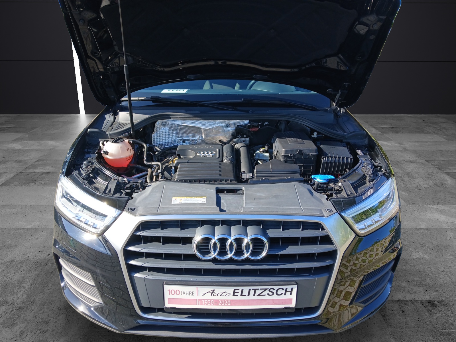 Fahrzeugabbildung Audi Q3 TFSI LED AHK SH