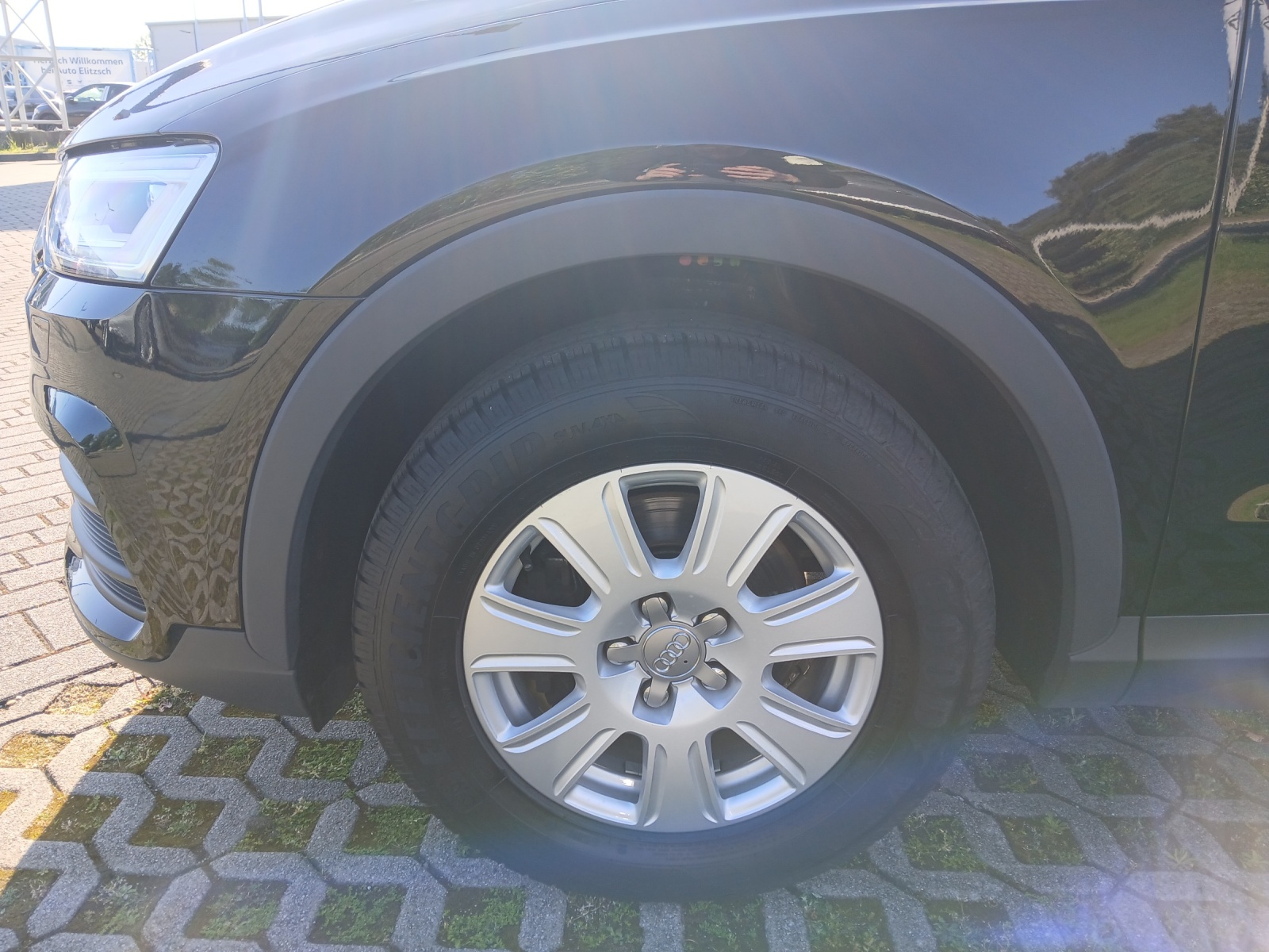 Fahrzeugabbildung Audi Q3 TFSI LED AHK SH