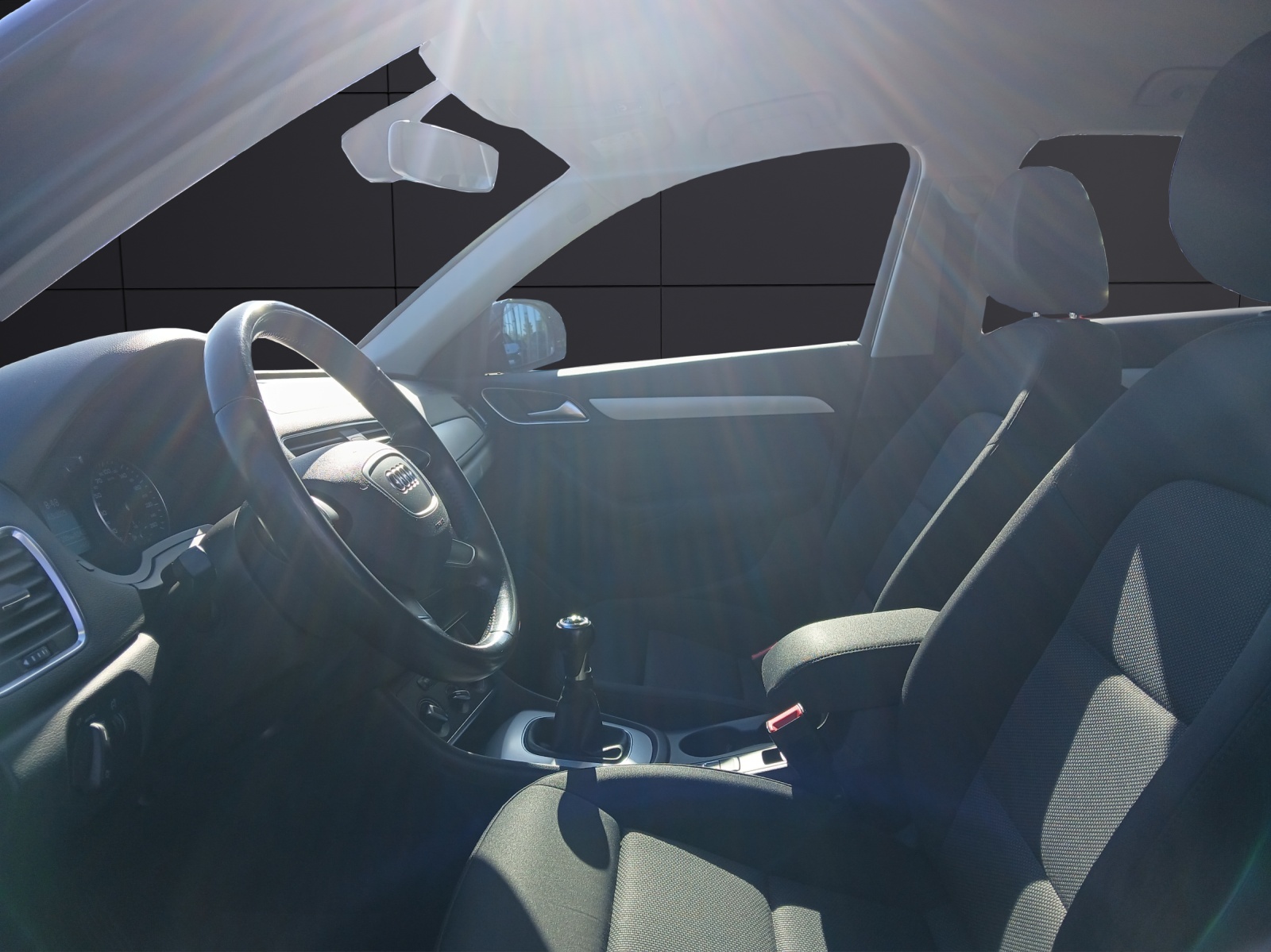 Fahrzeugabbildung Audi Q3 TFSI LED AHK SH