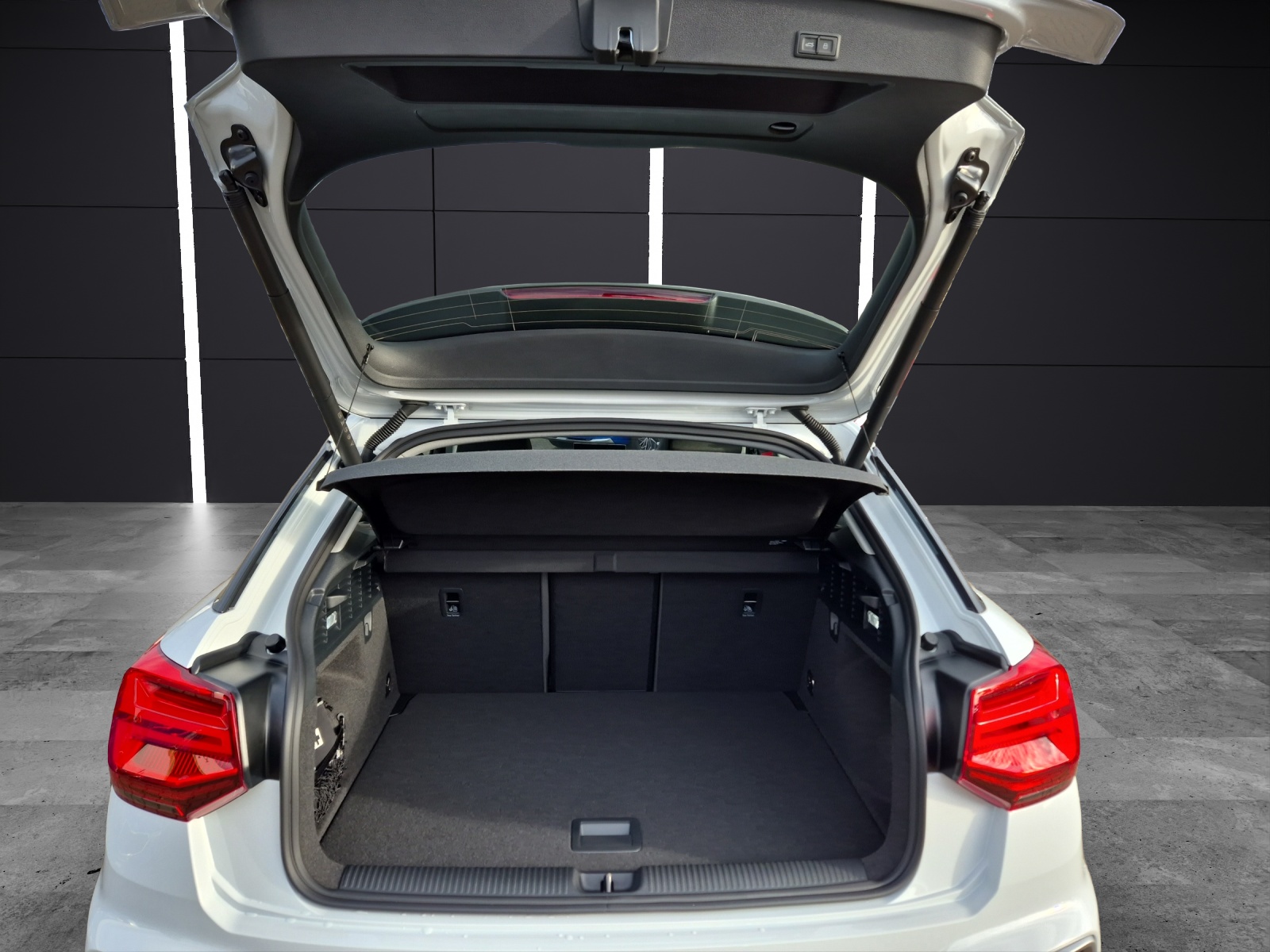 Fahrzeugabbildung Audi Q2 35 TFSI advanced Matrix Sportsitze