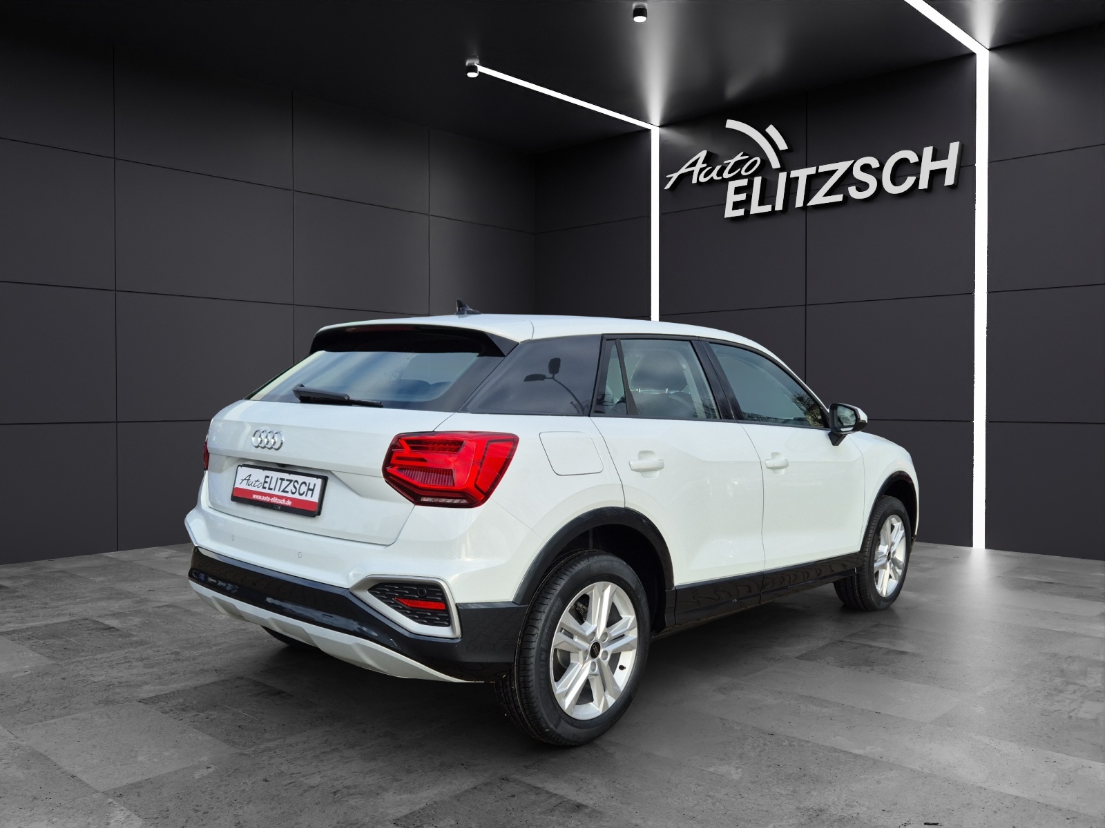 Fahrzeugabbildung Audi Q2 35 TFSI advanced Matrix Sportsitze