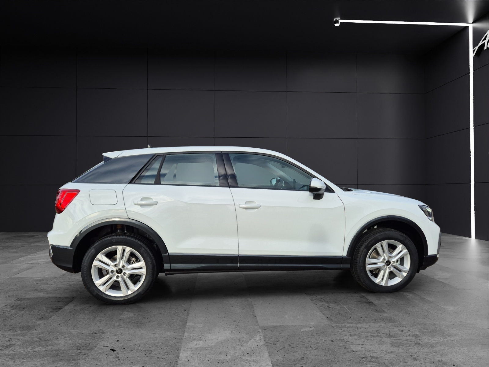 Fahrzeugabbildung Audi Q2 35 TFSI advanced Matrix Sportsitze