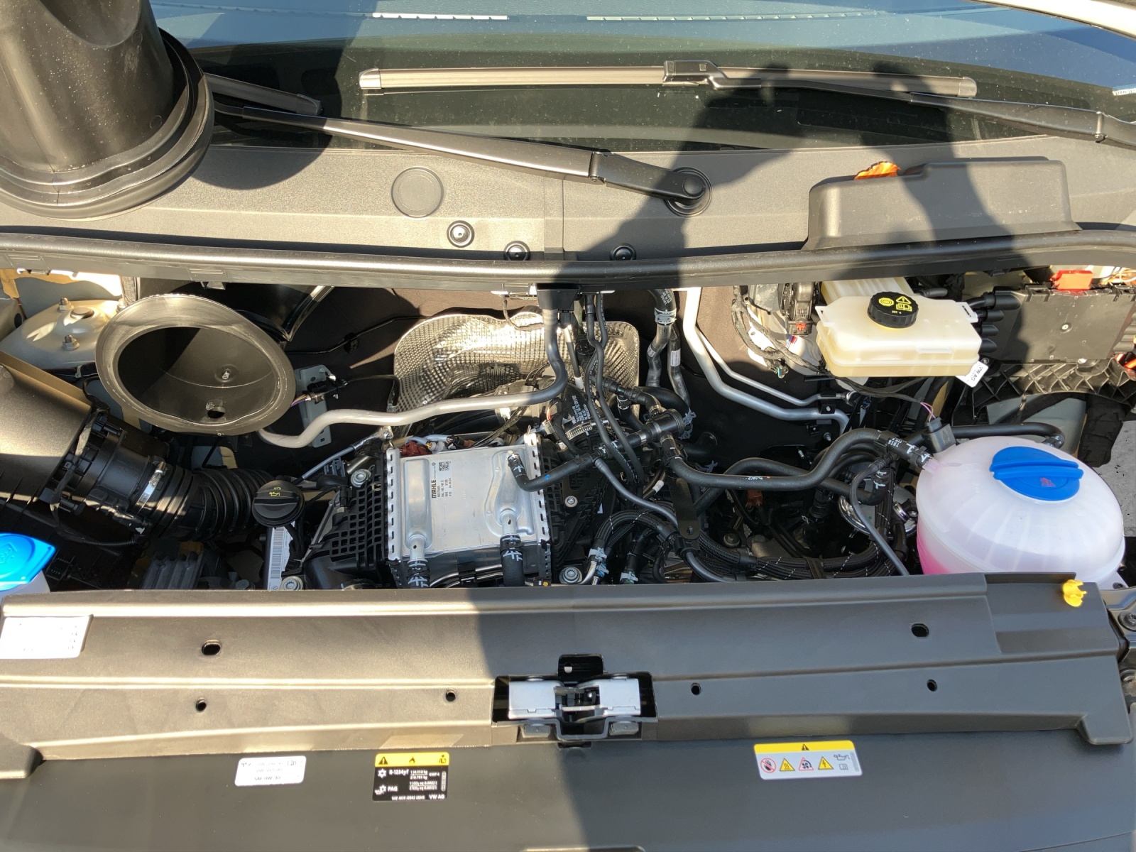 Fahrzeugabbildung Volkswagen Crafter Kasten 2,0l TDI 103 kW MR KAMERA KLIMA ACC PDC VORB. AHK