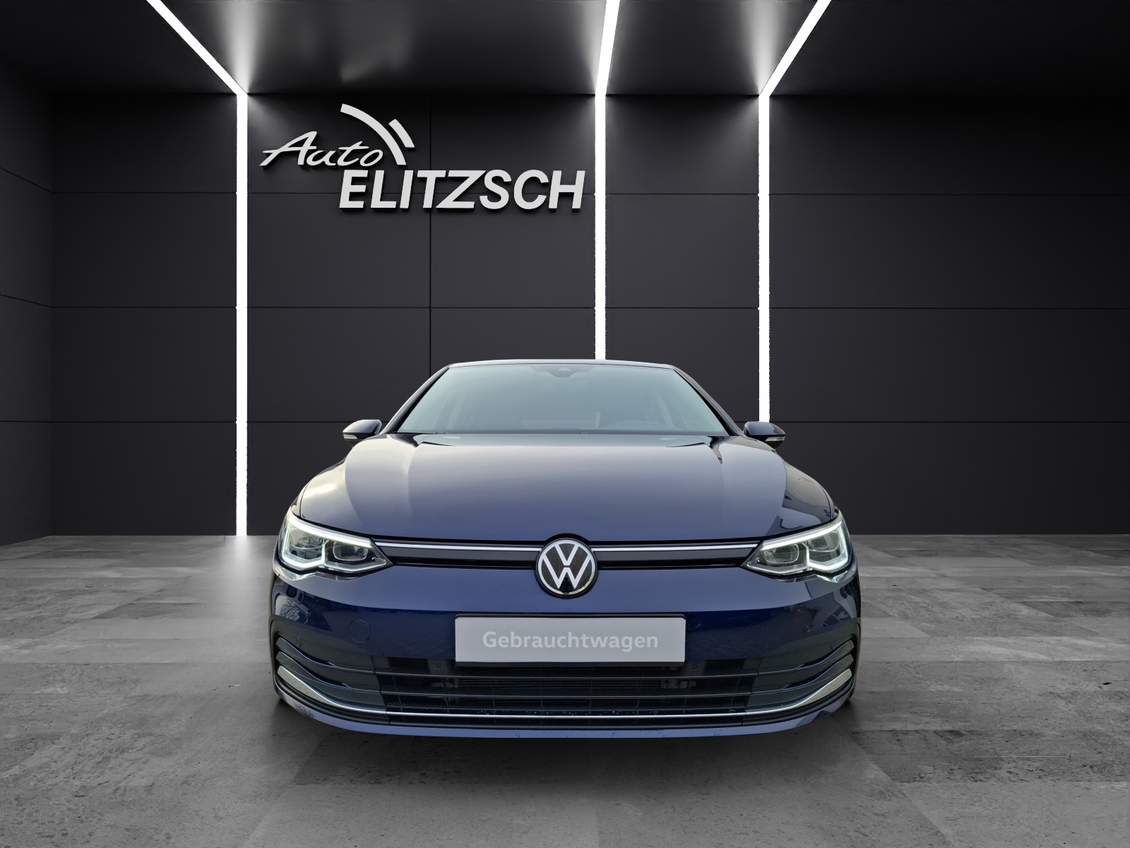 Fahrzeugabbildung Volkswagen Golf VIII TSI Active Standhzg. LEDplus Navi AID HUD ACC RFK SH