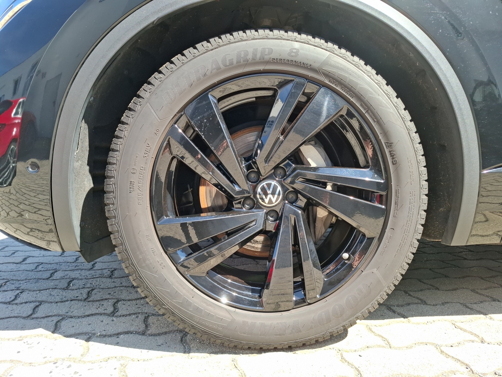 Fahrzeugabbildung Volkswagen Touareg TDI Elegance Matrix AHK HUD Luft Pano AID