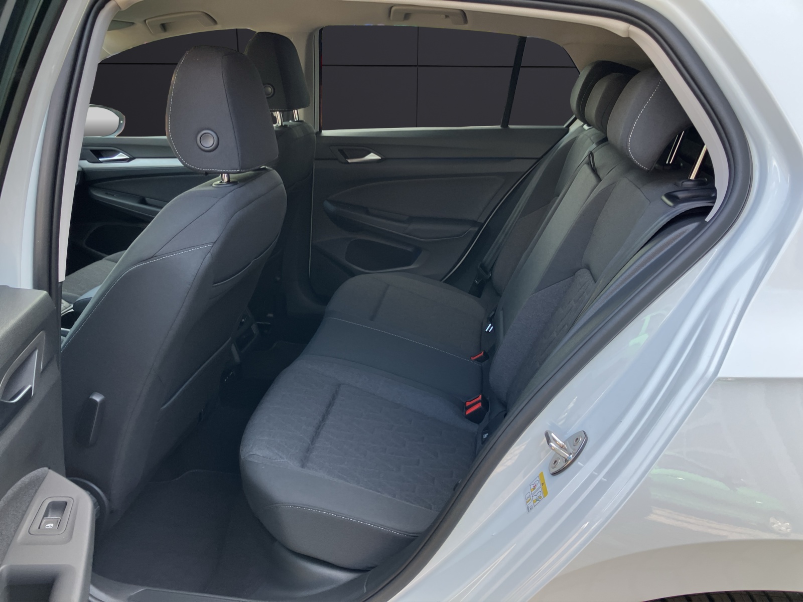 Fahrzeugabbildung Volkswagen Golf VIII TDI Life LED ACC RFK